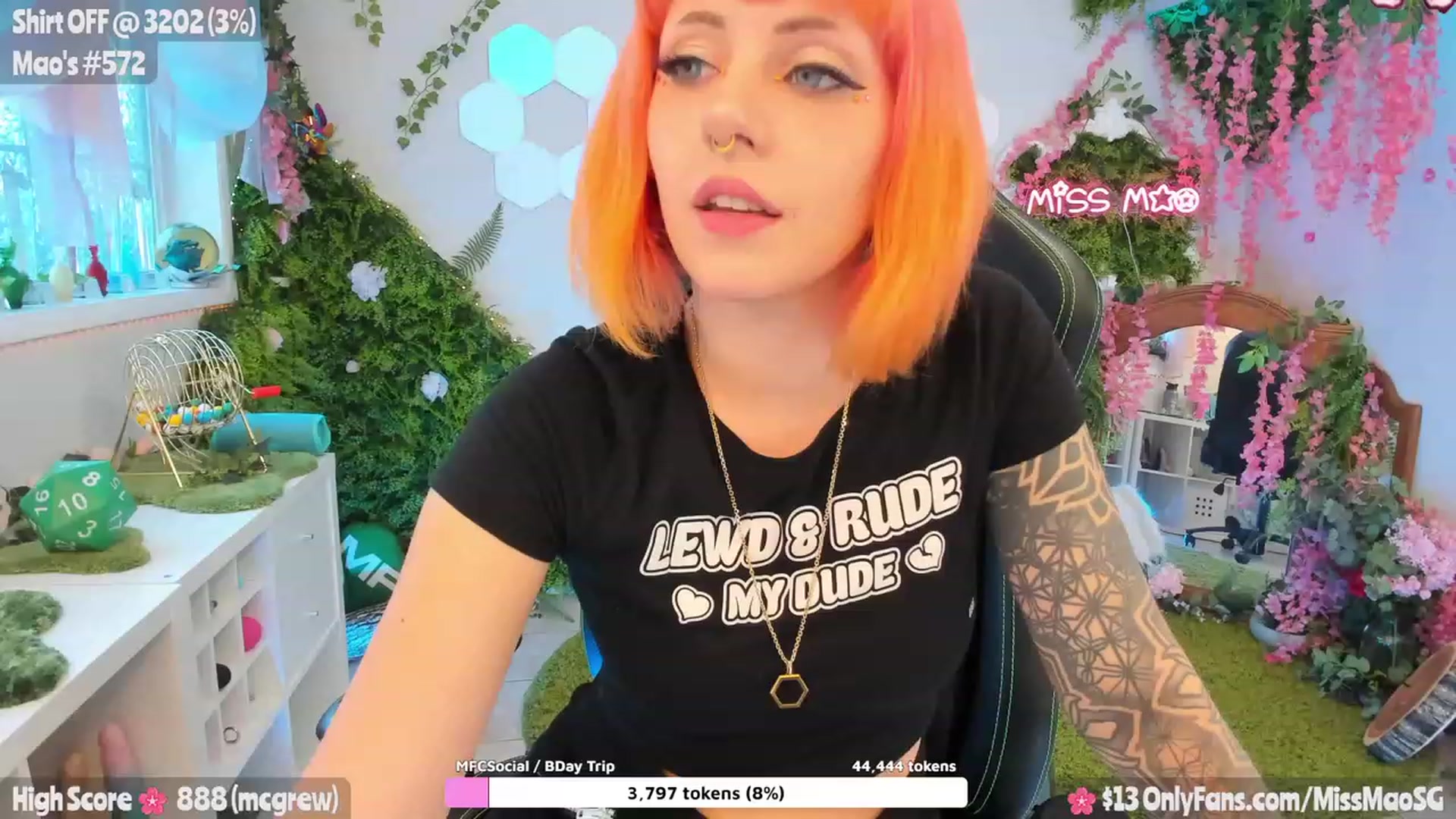 Gallery image thumbnail from MissMao's myfreecams stream on, 09/13/2023, 02:54 image 3 of 20