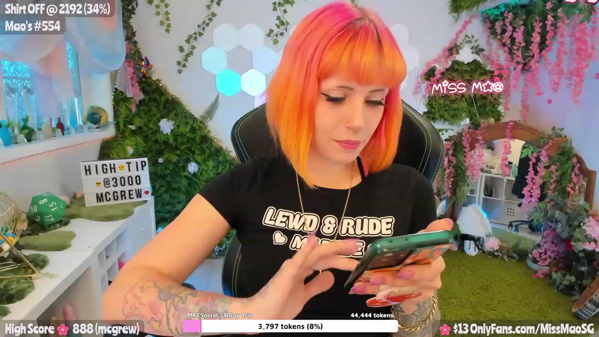 Gallery image thumbnail from MissMao's myfreecams stream on, 09/13/2023, 02:54 image 9 of 20
