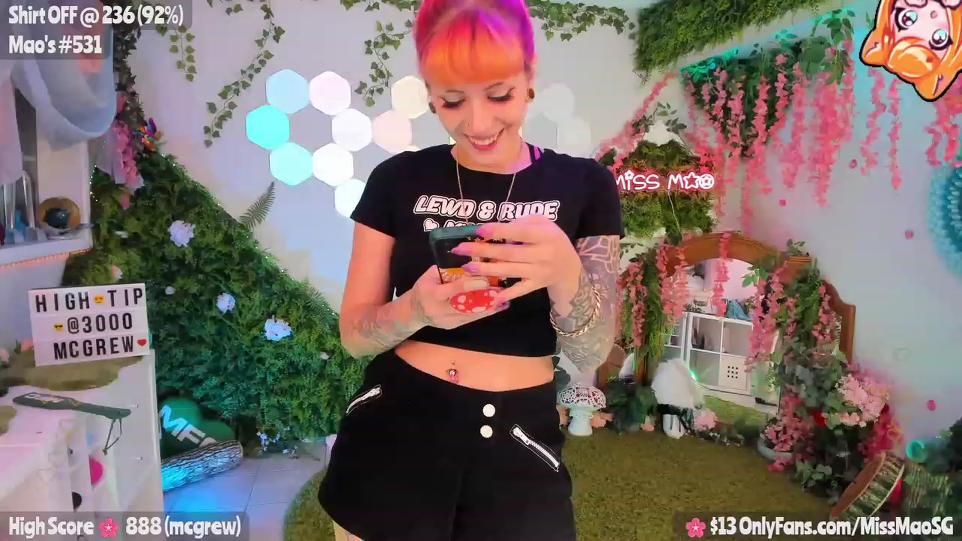 Gallery image thumbnail from MissMao's myfreecams stream on, 09/13/2023, 05:06 image 3 of 20