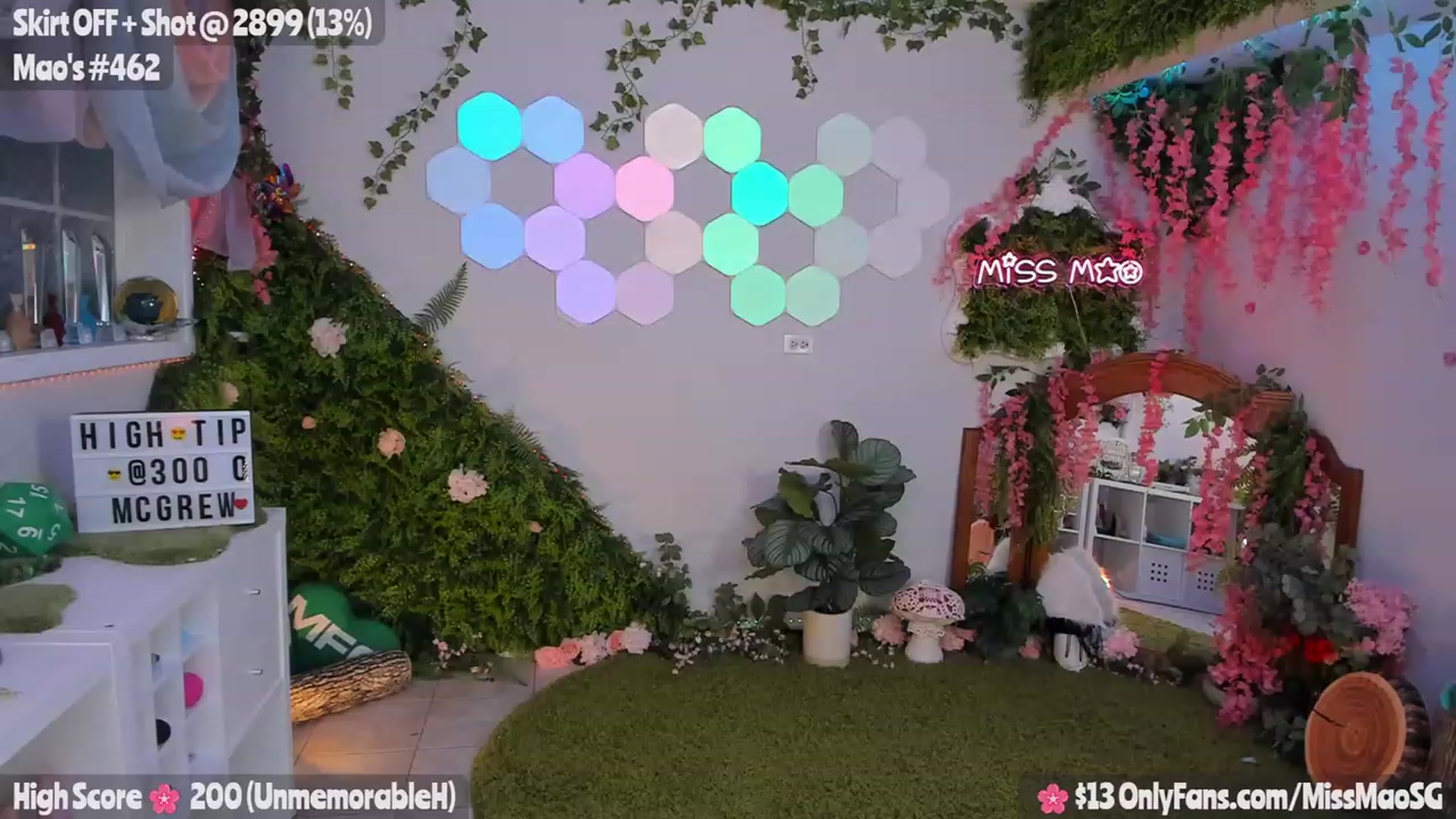 Gallery image thumbnail from MissMao's myfreecams stream on, 09/14/2023, 04:24 image 2 of 20