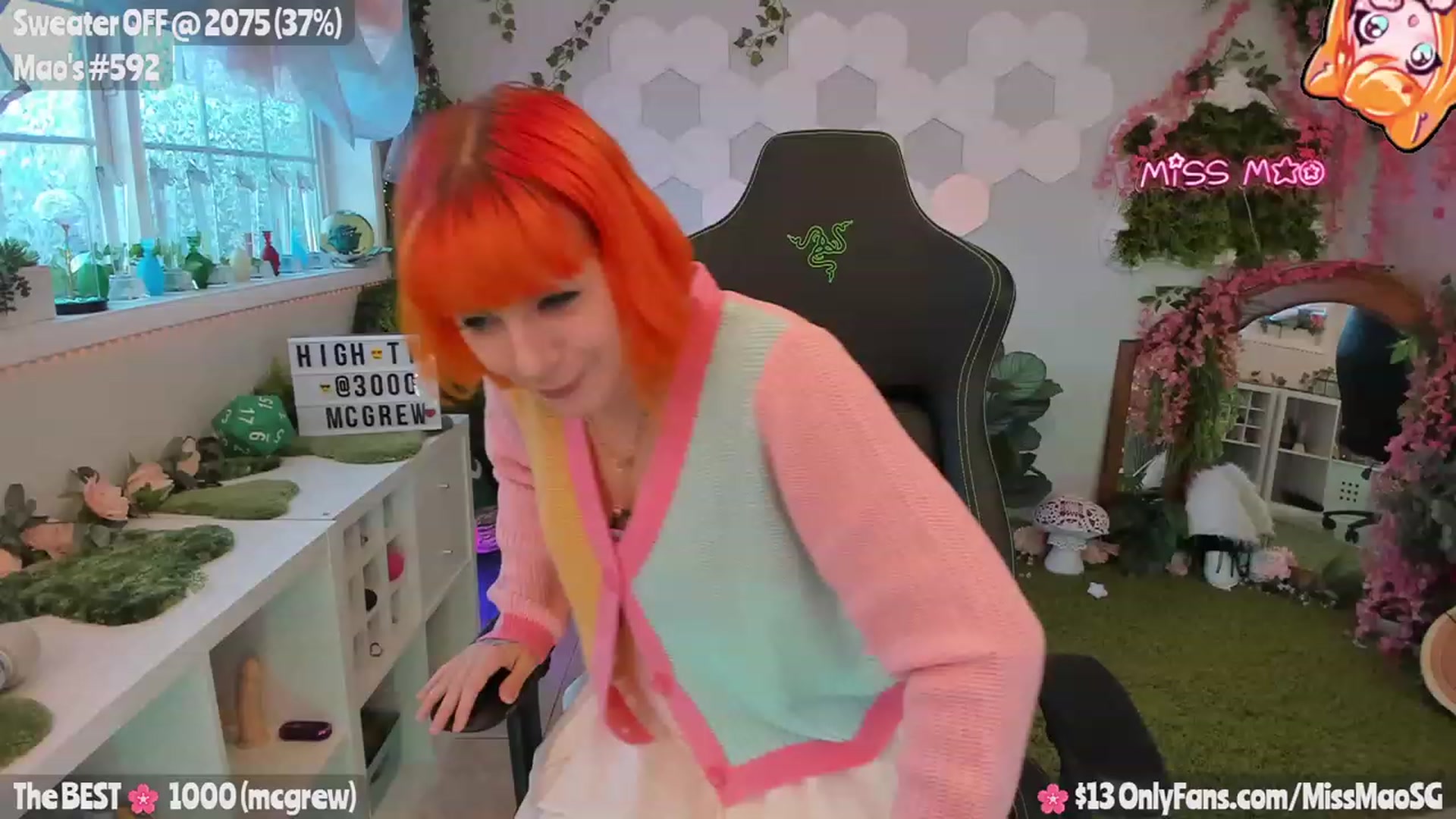 Gallery image thumbnail from MissMao's myfreecams stream on, 09/19/2023, 07:18 image 6 of 20