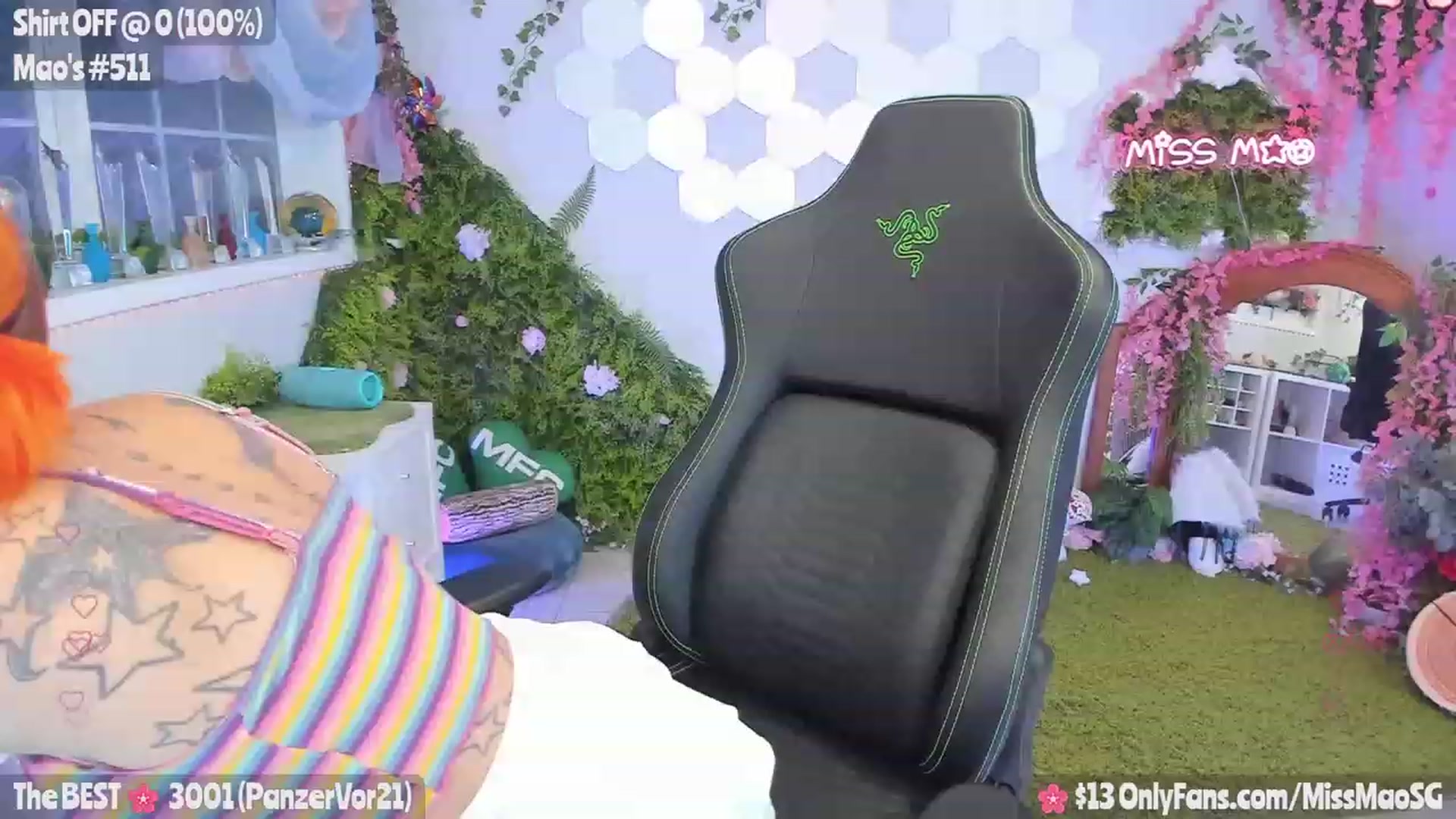 Gallery image thumbnail from MissMao's myfreecams stream on, 09/19/2023, 07:16 image 6 of 20