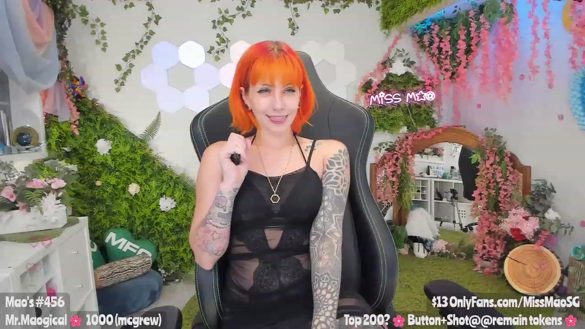Gallery image thumbnail from MissMao's myfreecams stream on, 09/20/2023, 05:30 image 1 of 20