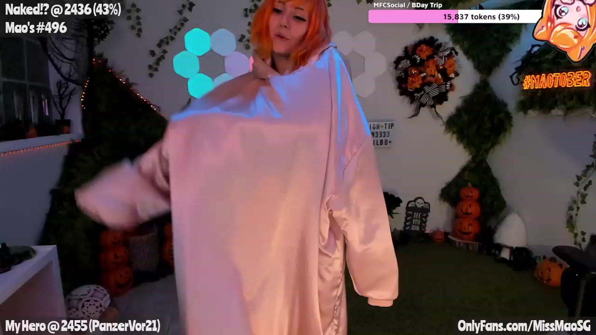 Gallery image thumbnail from MissMao's myfreecams stream on, 09/29/2023, 05:06 image 9 of 20