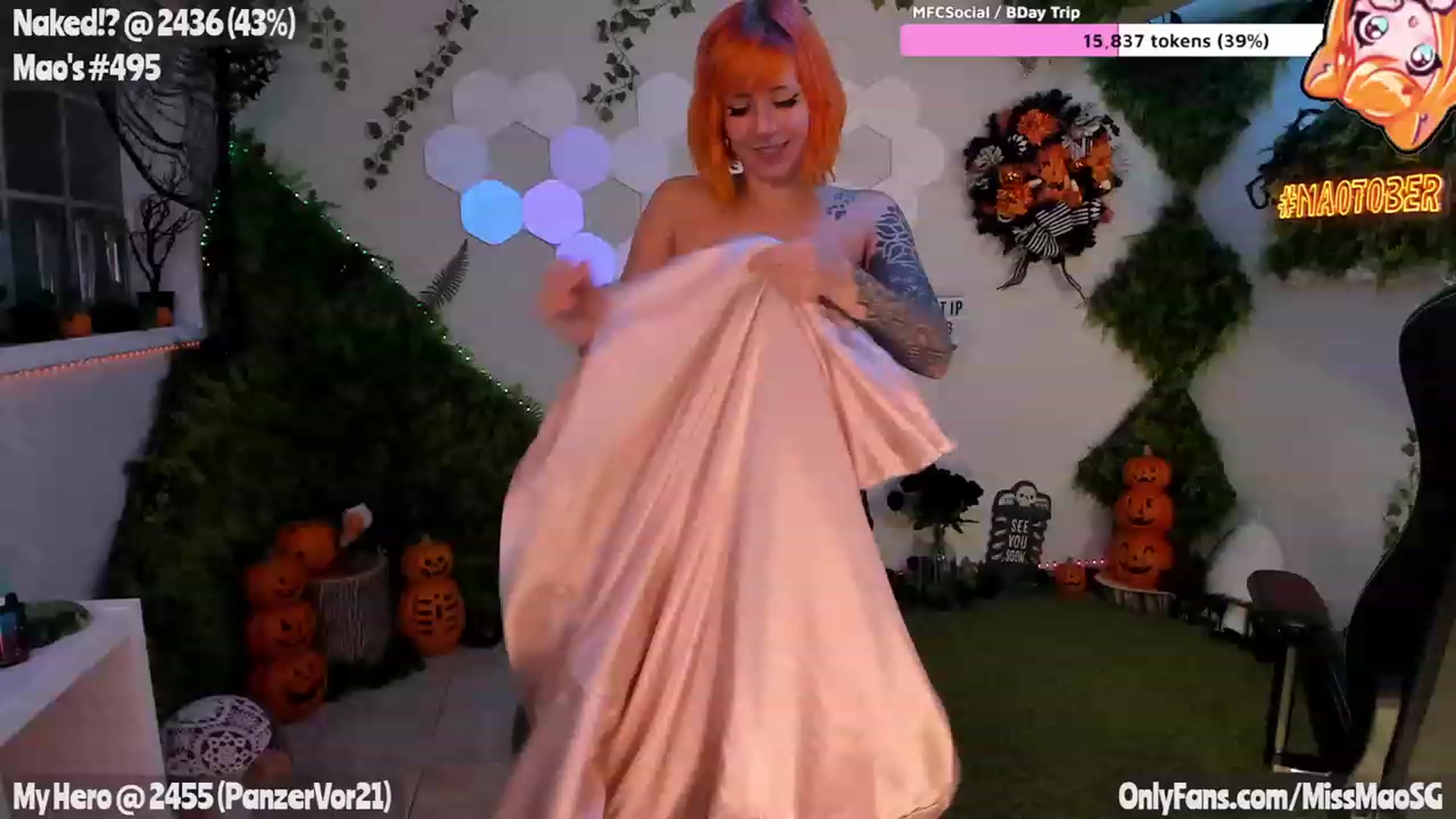 Gallery image thumbnail from MissMao's myfreecams stream on, 09/29/2023, 05:06 image 7 of 20