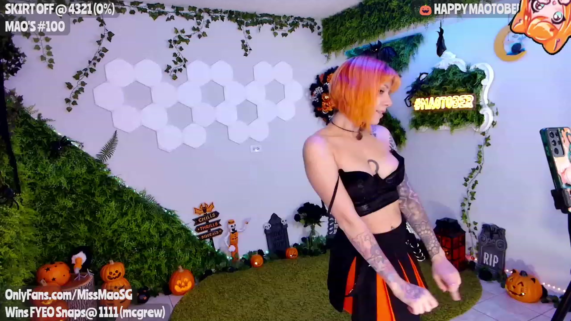 Gallery image thumbnail from MissMao's myfreecams stream on, 10/03/2023, 04:26 image 6 of 20