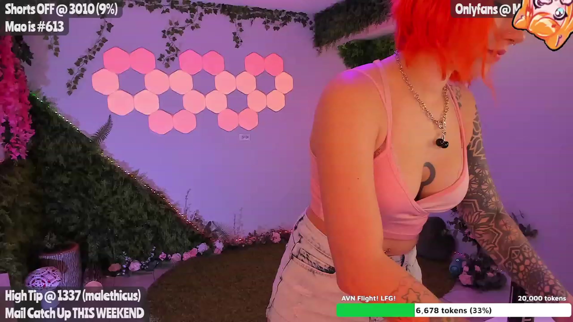 Gallery image thumbnail from MissMao's myfreecams stream on, 11/16/2023, 05:55 image 9 of 20