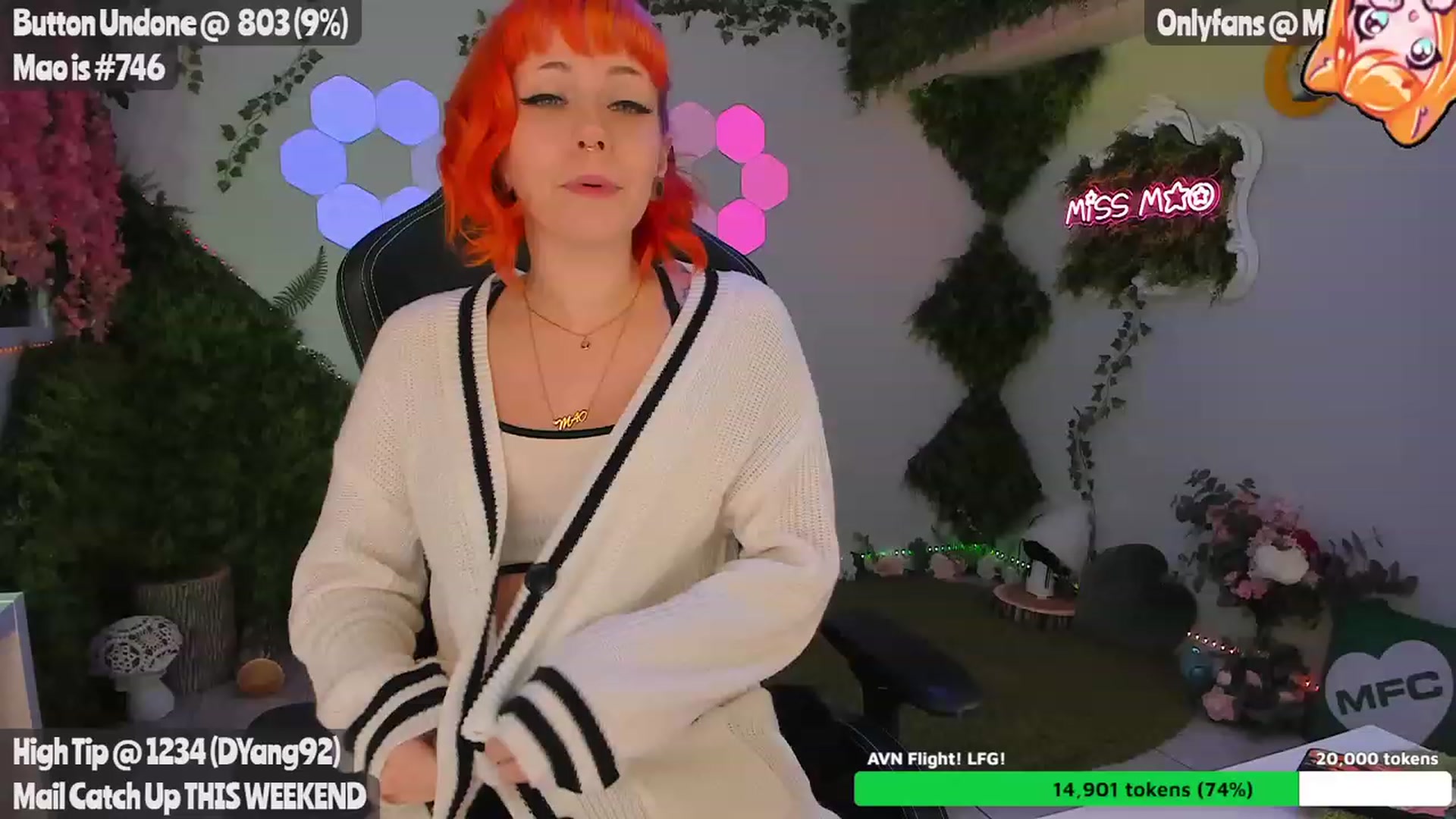 Gallery image thumbnail from MissMao's myfreecams stream on, 11/22/2023, 02:32 image 13 of 20