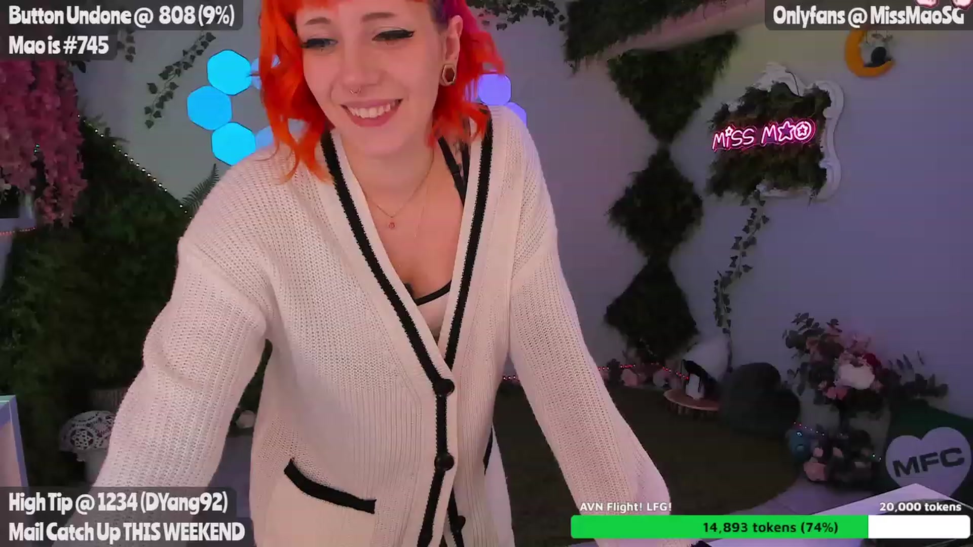 Gallery image thumbnail from MissMao's myfreecams stream on, 11/22/2023, 02:32 image 4 of 20