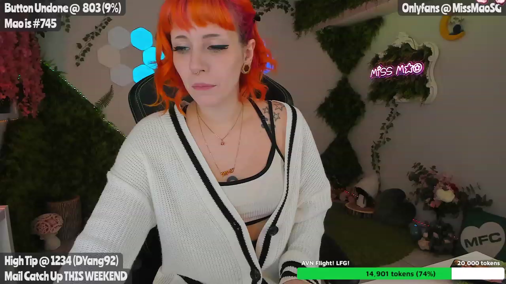 Gallery image thumbnail from MissMao's myfreecams stream on, 11/22/2023, 02:32 image 8 of 20