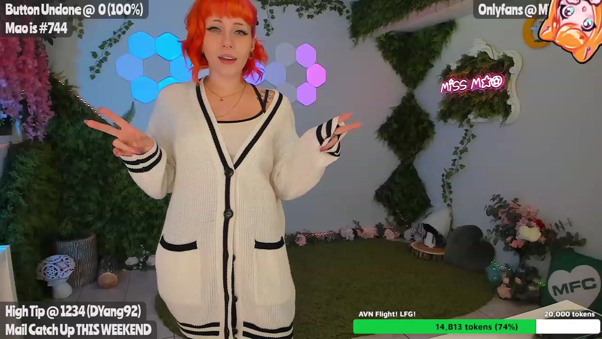 Gallery image thumbnail from MissMao's myfreecams stream on, 11/22/2023, 02:32 image 2 of 20