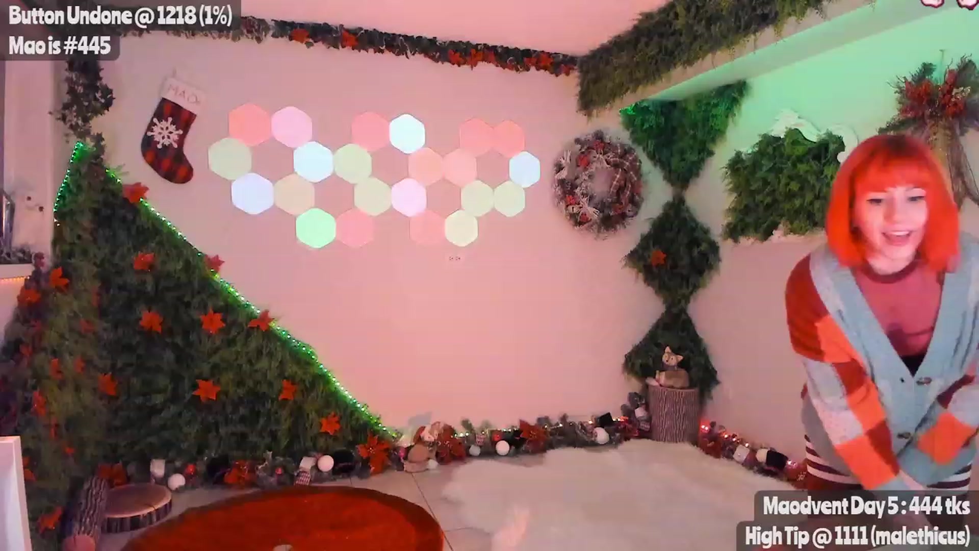 Gallery image thumbnail from MissMao's myfreecams stream on, 12/06/2023, 06:45 image 16 of 20