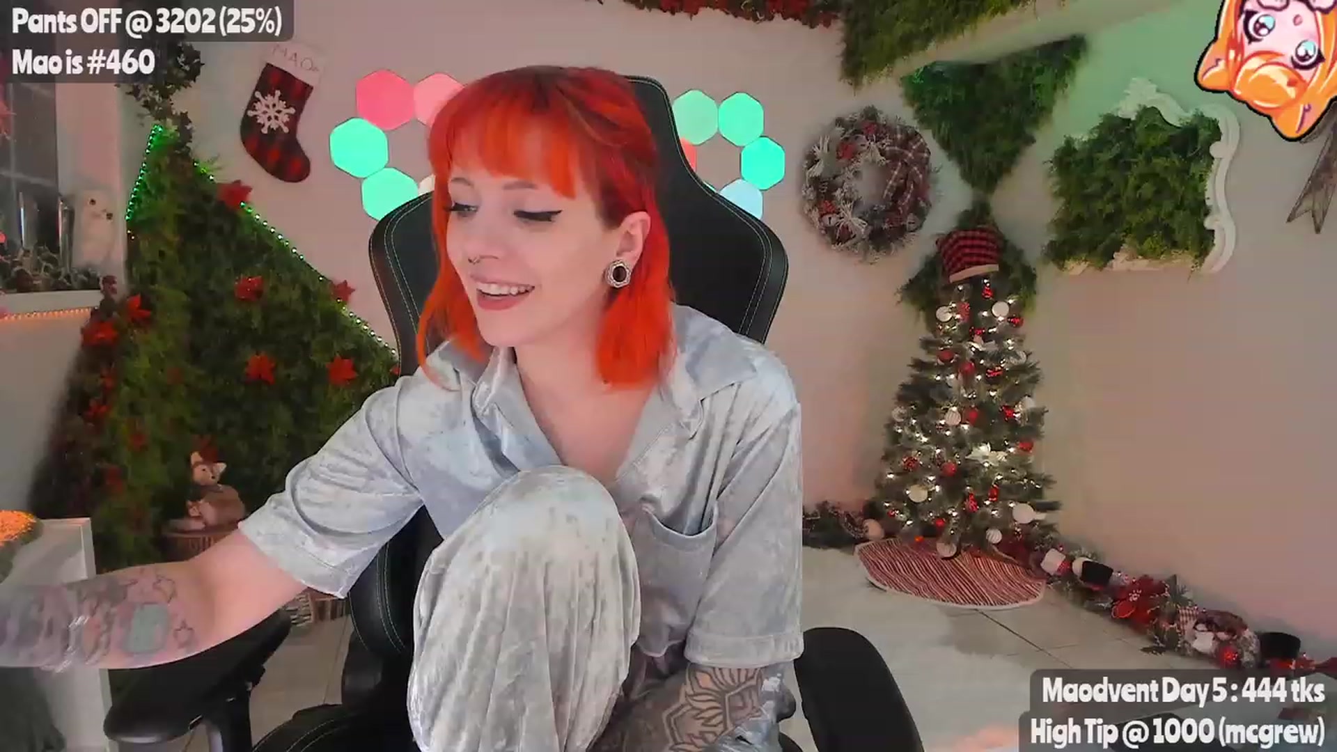 Gallery image thumbnail from MissMao's myfreecams stream on, 12/07/2023, 05:06 image 14 of 20