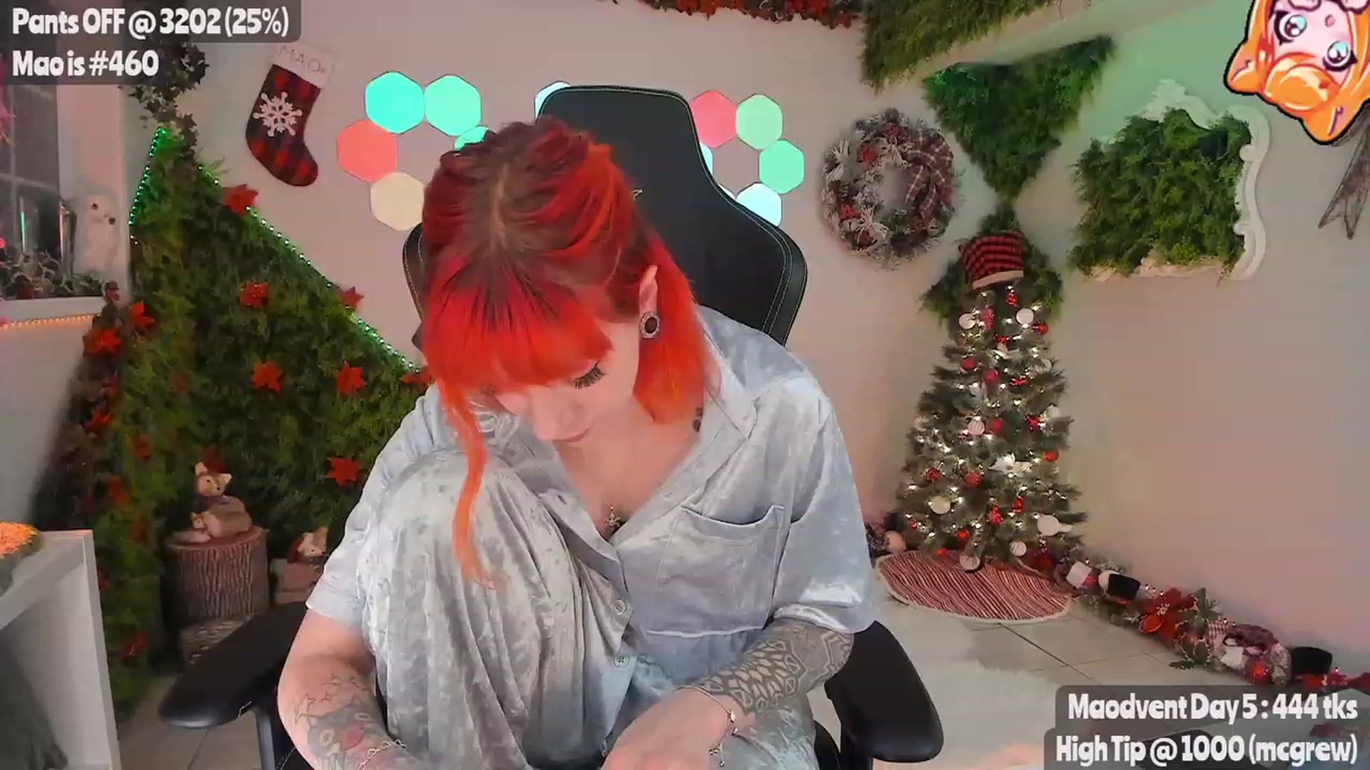 Gallery image thumbnail from MissMao's myfreecams stream on, 12/07/2023, 05:06 image 15 of 20