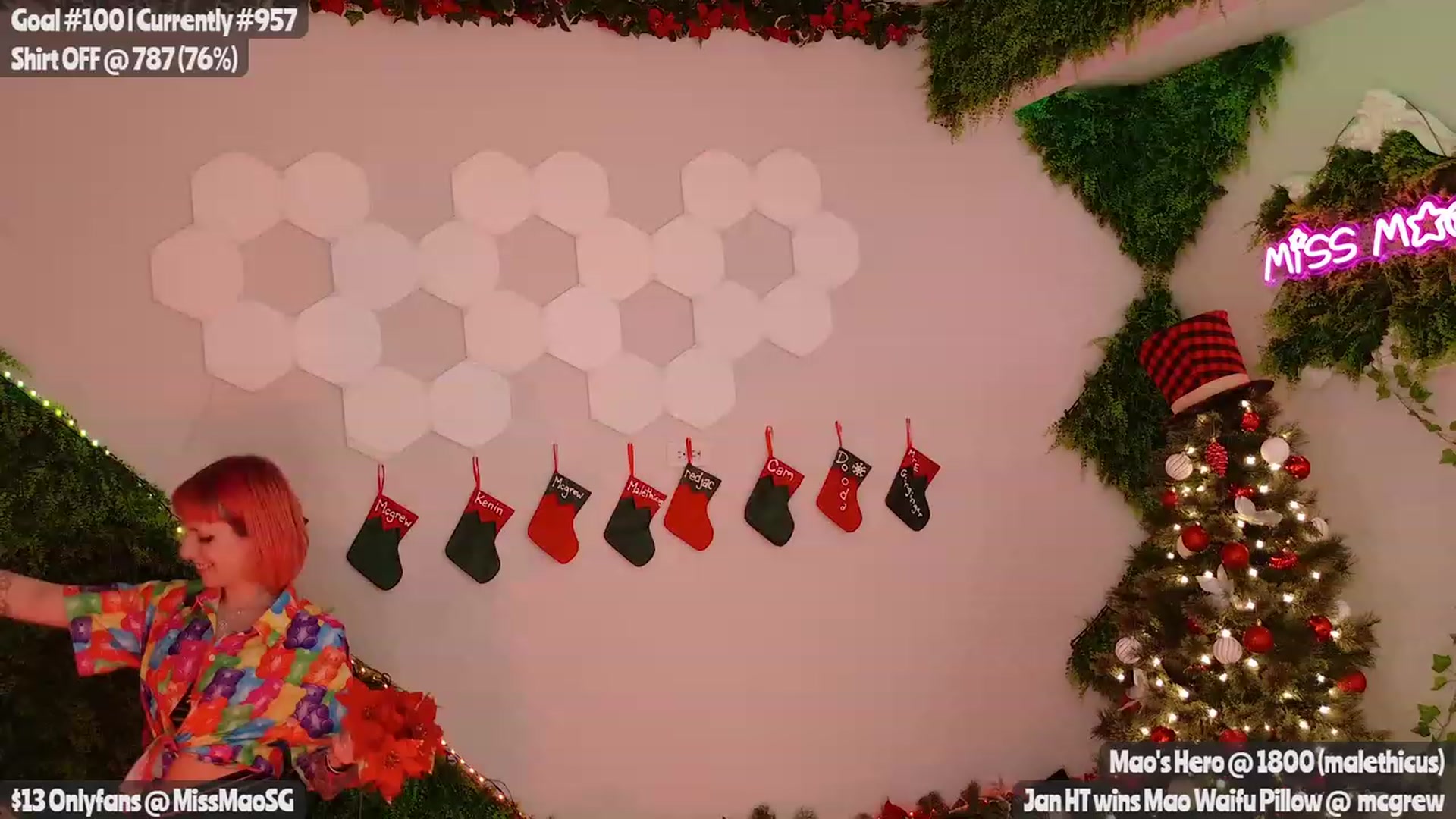 Gallery image thumbnail from MissMao's myfreecams stream on, 01/12/2024, 03:47 image 13 of 20
