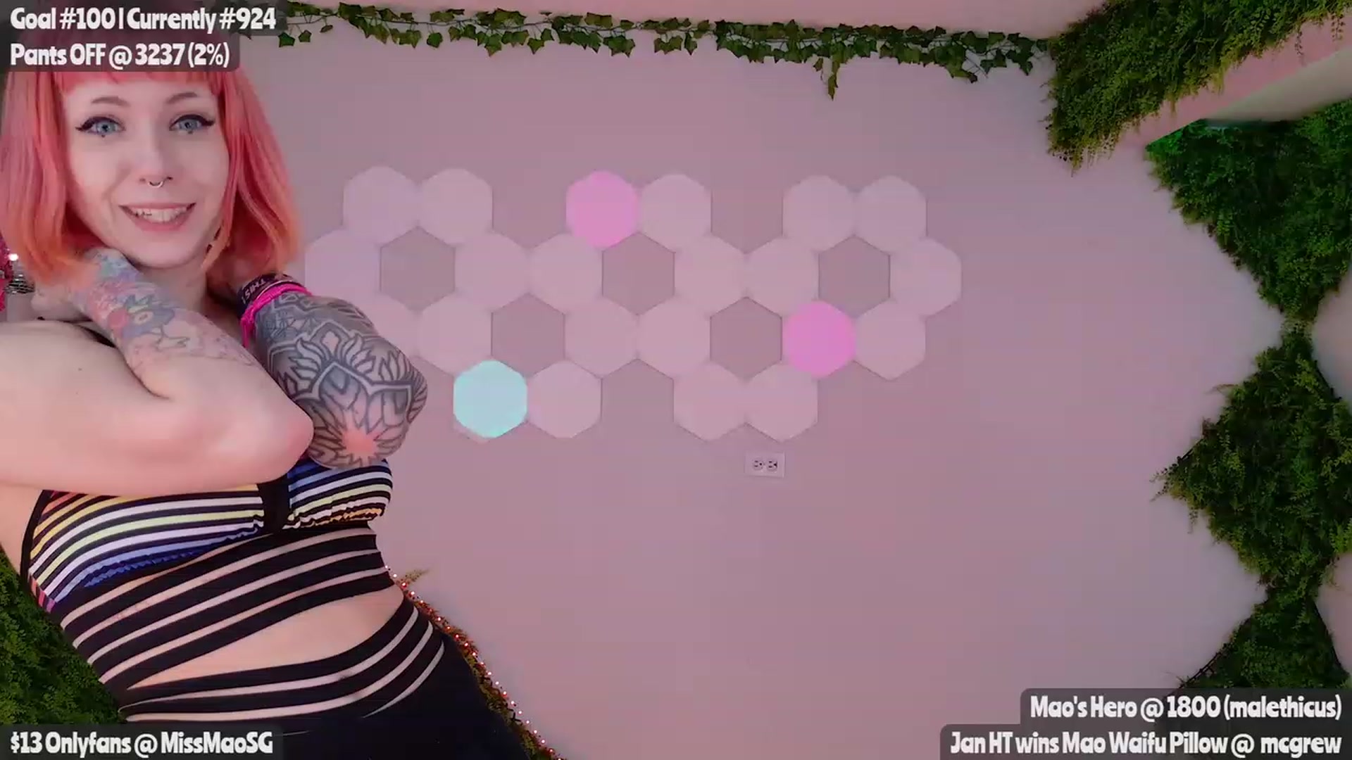 Gallery image thumbnail from MissMao's myfreecams stream on, 01/12/2024, 05:04 image 11 of 20