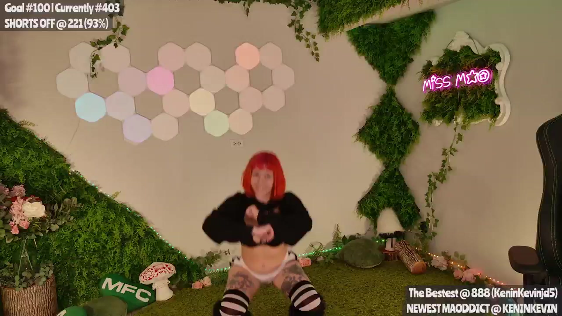 Gallery image thumbnail from MissMao's myfreecams stream on, 01/19/2024, 06:32 image 15 of 20