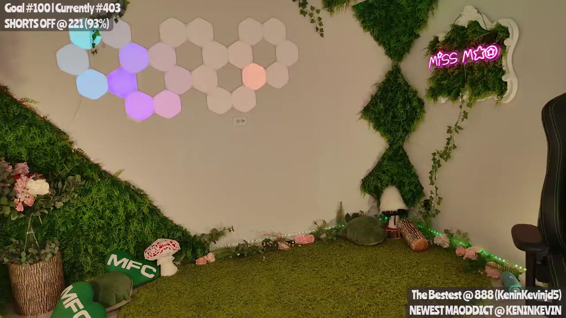Gallery image thumbnail from MissMao's myfreecams stream on, 01/19/2024, 06:32 image 9 of 20