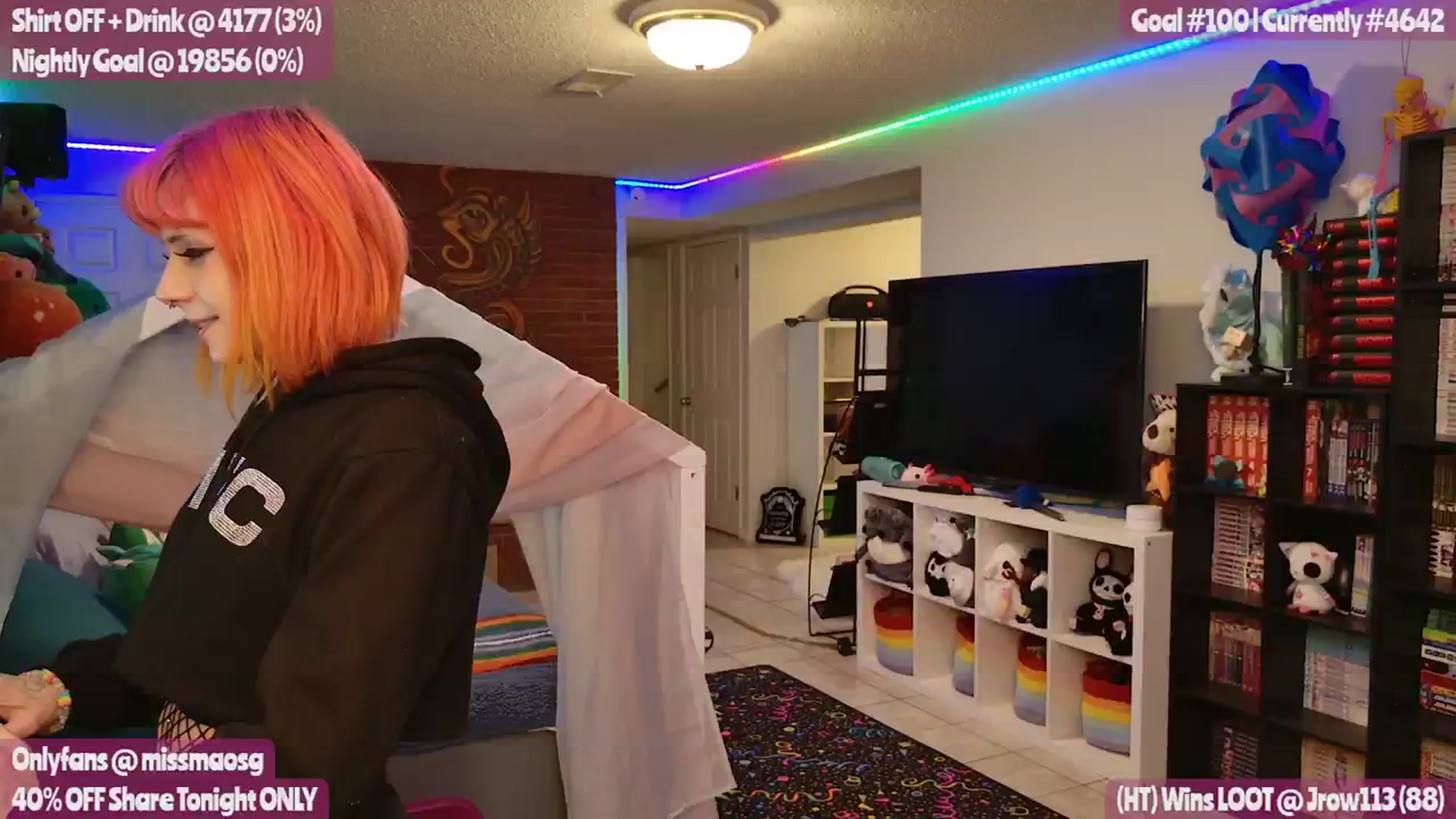 Gallery image thumbnail from MissMao's myfreecams stream on, 03/07/2024, 02:02 image 6 of 20