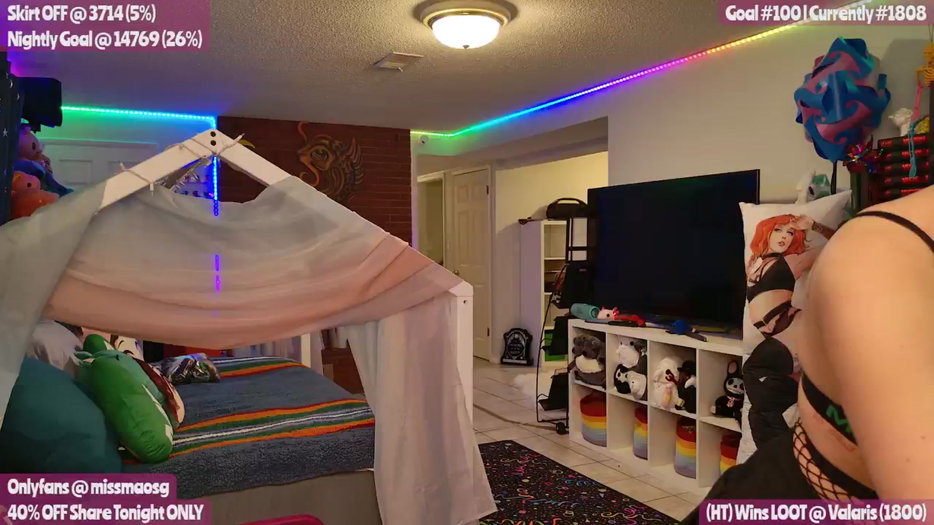 Gallery image thumbnail from MissMao's myfreecams stream on, 03/07/2024, 04:13 image 10 of 20