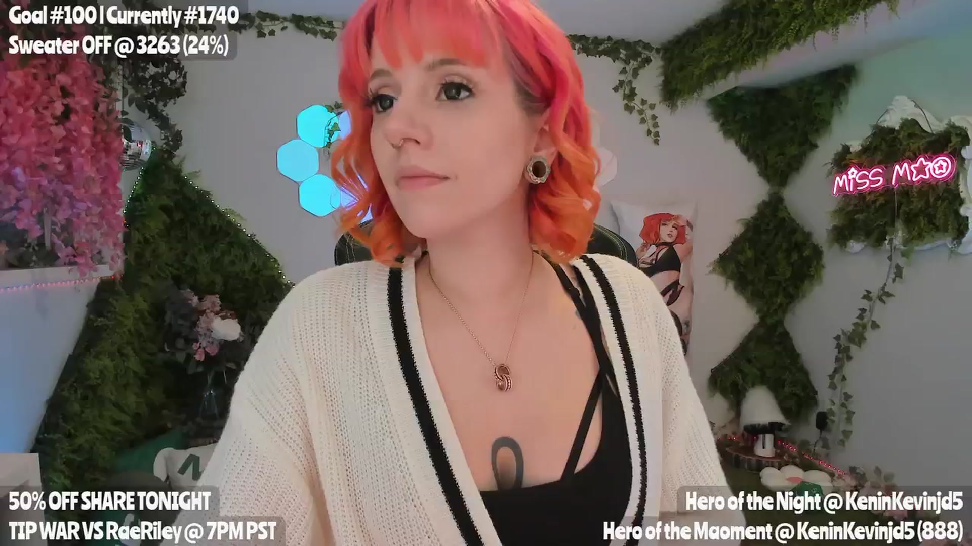Gallery image thumbnail from MissMao's myfreecams stream on, 03/09/2024, 05:02 image 1 of 20