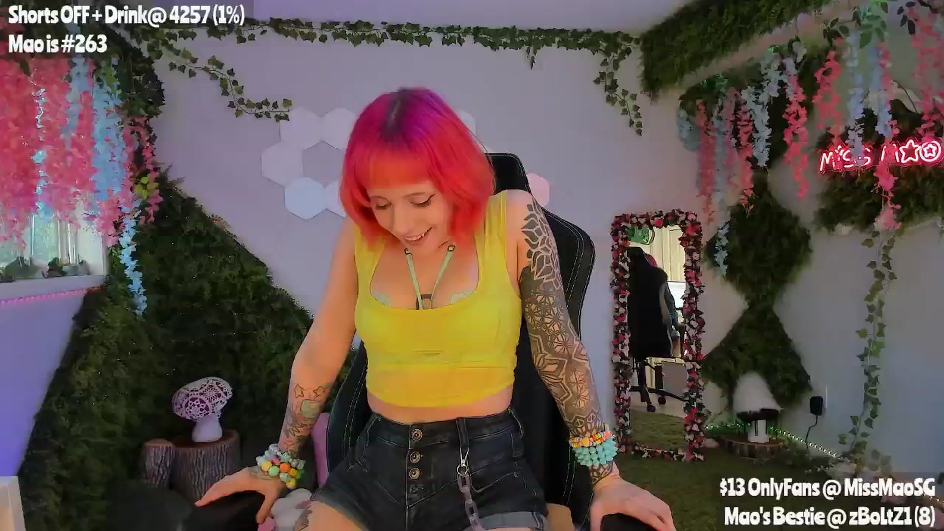 Gallery image thumbnail from MissMao's myfreecams stream on, 05/03/2024, 04:01 image 5 of 20