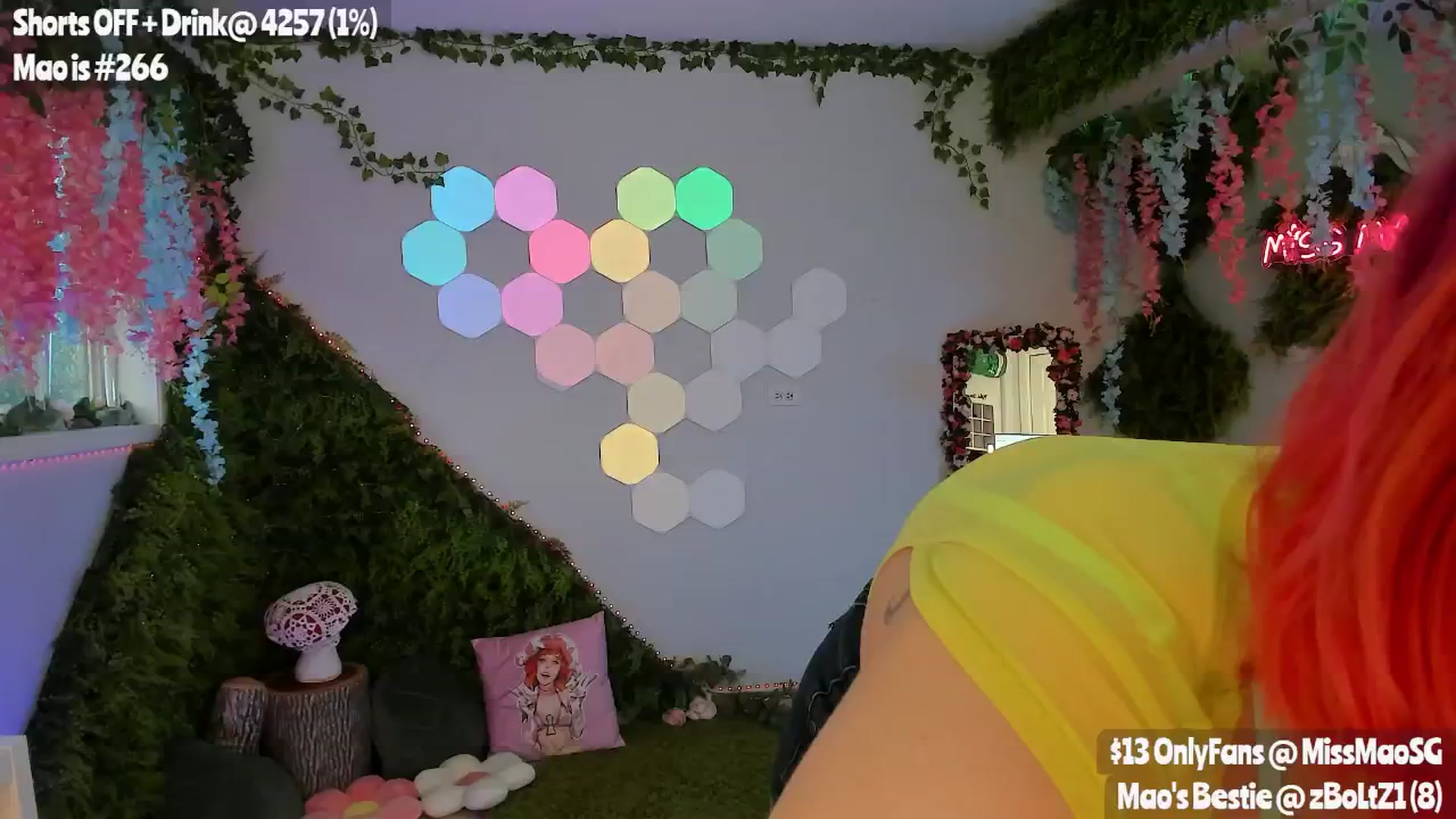 Gallery image thumbnail from MissMao's myfreecams stream on, 05/03/2024, 04:01 image 7 of 20