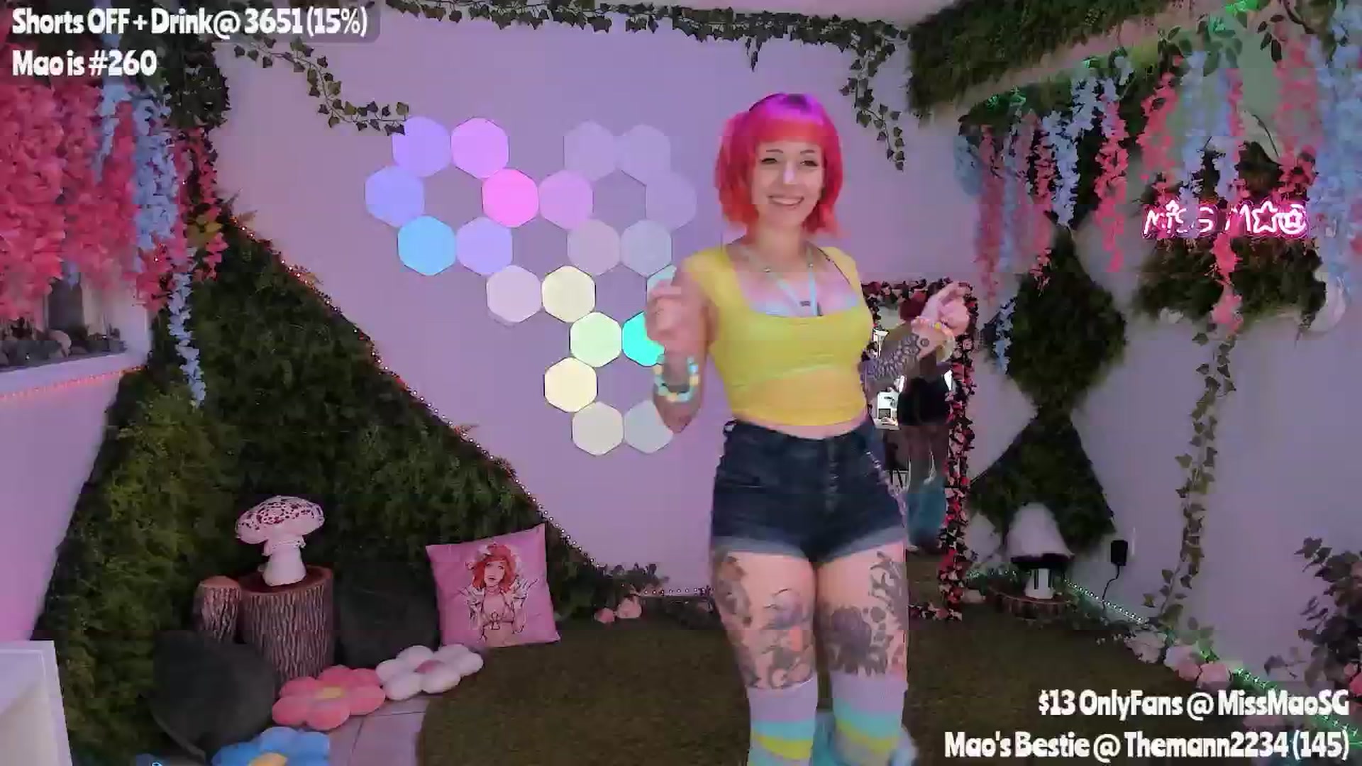 Gallery image thumbnail from MissMao's myfreecams stream on, 05/03/2024, 04:24 image 9 of 20