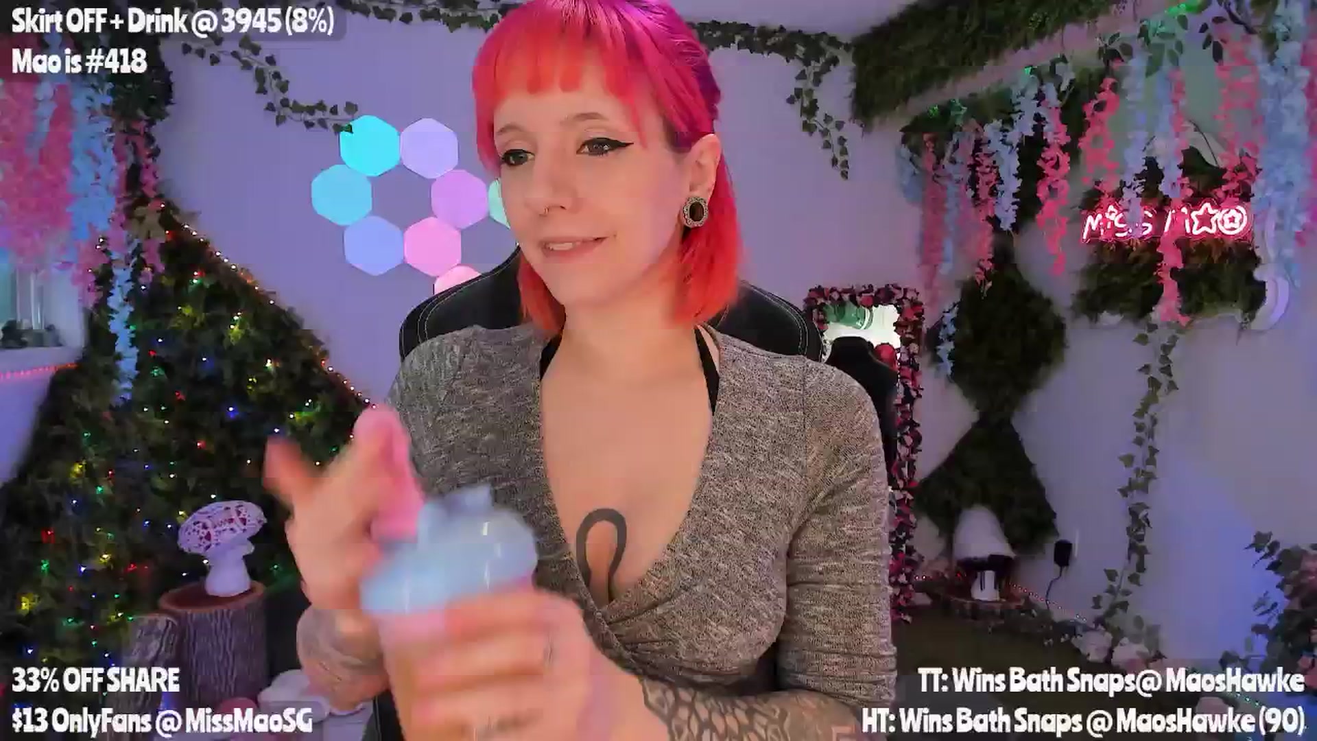 Gallery image thumbnail from MissMao's myfreecams stream on, 05/04/2024, 02:37 image 17 of 20
