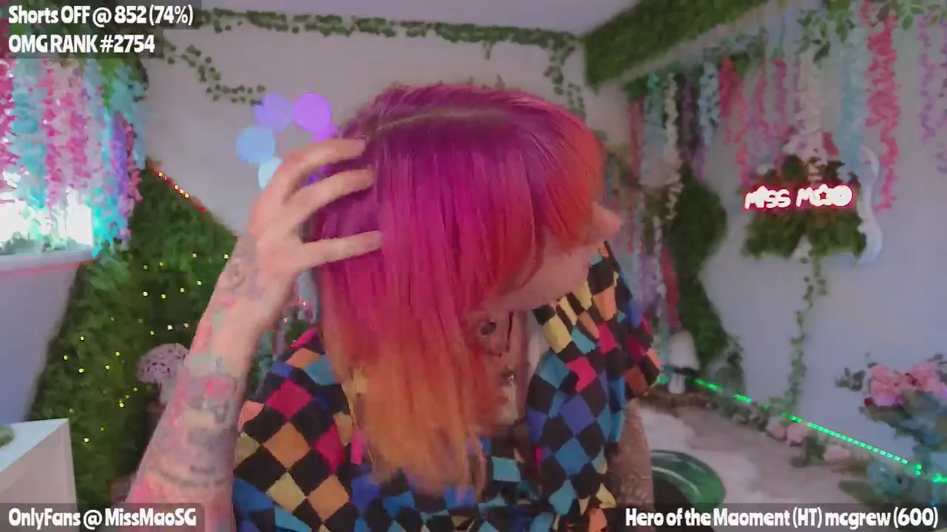 Gallery image thumbnail from MissMao's myfreecams stream on, 06/07/2024, 02:07 image 18 of 20