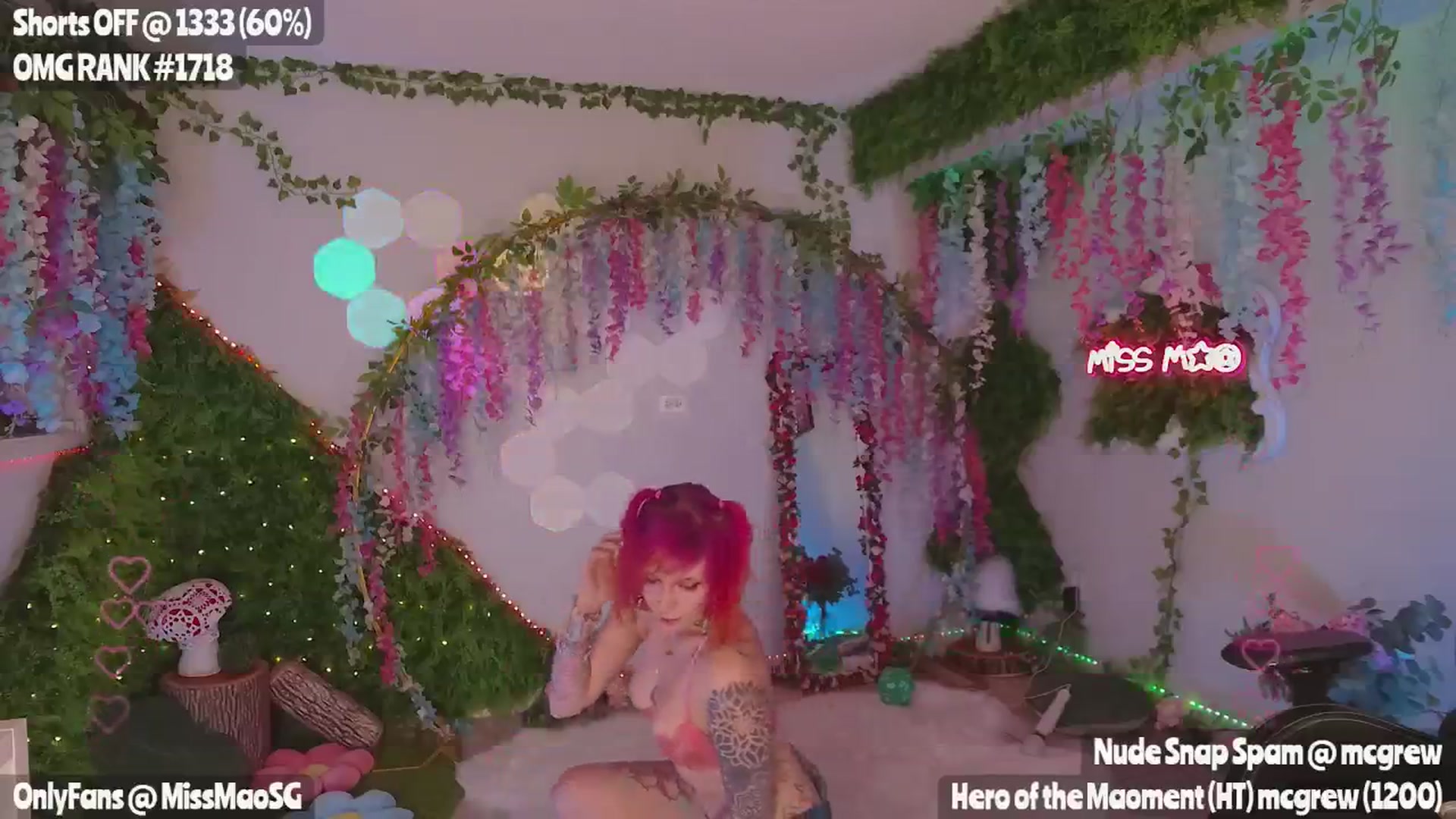 Gallery image thumbnail from MissMao's myfreecams stream on, 06/29/2024, 05:51 image 10 of 20