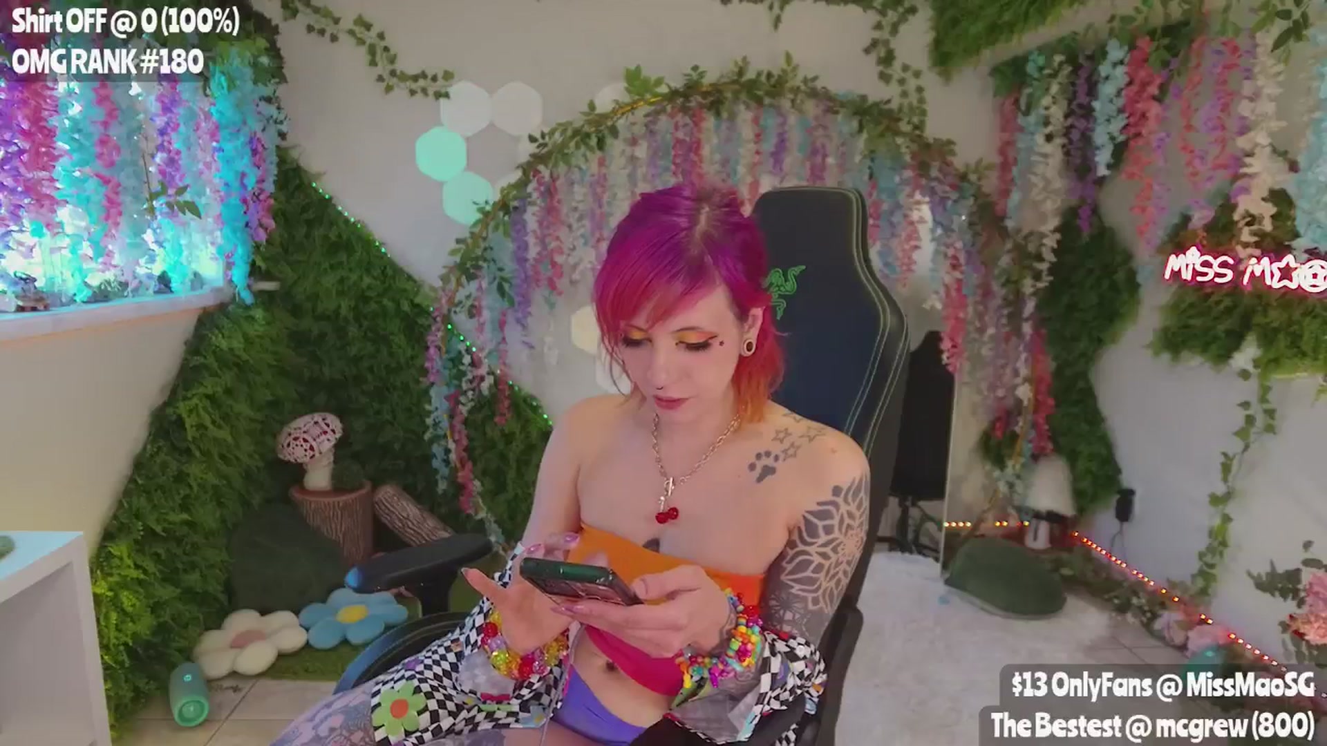 Gallery image thumbnail from MissMao's myfreecams stream on, 07/03/2024, 03:50 image 9 of 20