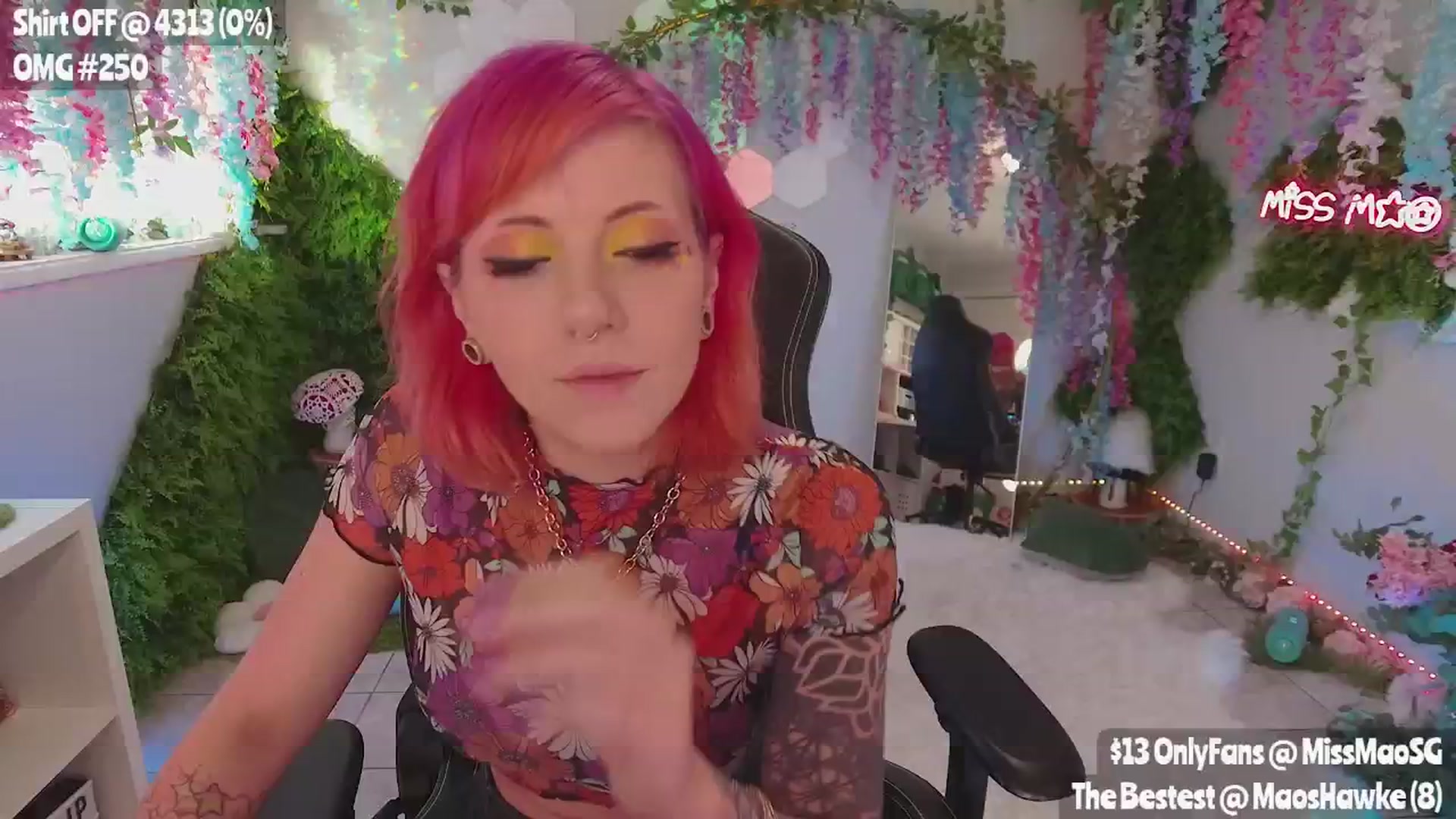 Gallery image thumbnail from MissMao's myfreecams stream on, 07/04/2024, 05:14 image 2 of 20