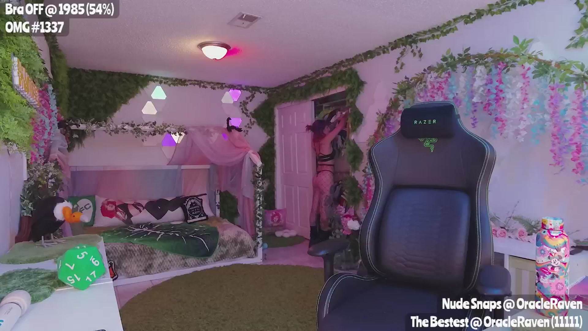 Gallery image thumbnail from MissMao's myfreecams stream on, 10/16/2024, 06:59 image 16 of 20