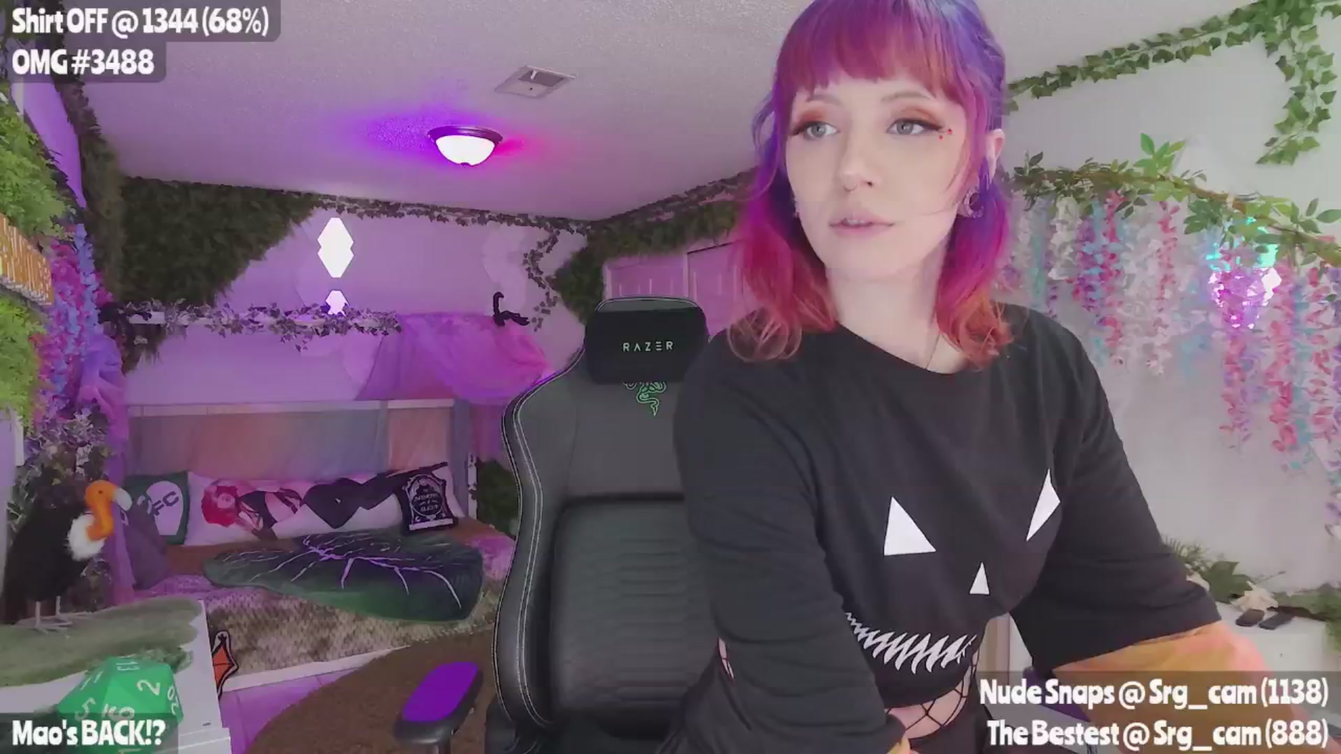 Gallery image thumbnail from MissMao's myfreecams stream on, 10/16/2024, 06:59 image 5 of 20