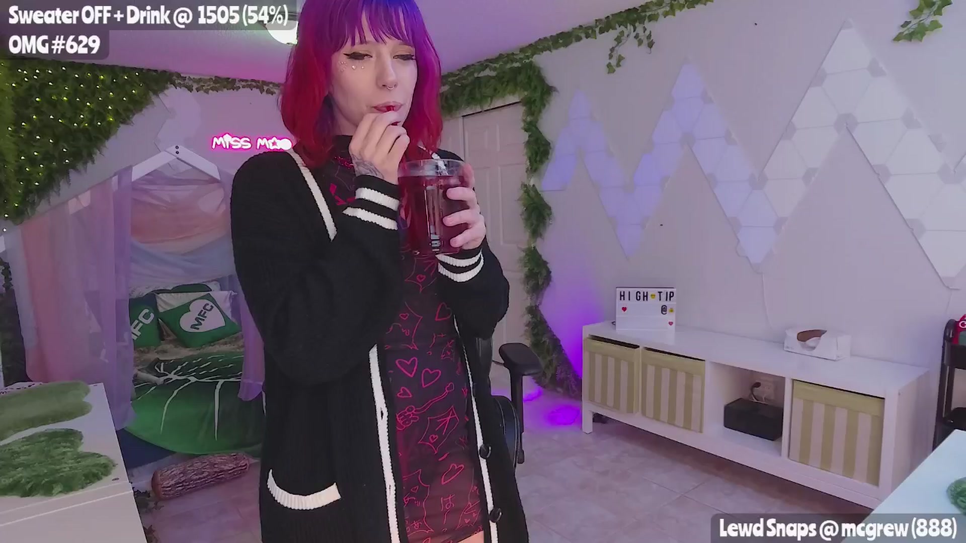 Gallery image thumbnail from MissMao's myfreecams stream on, 01/17/2025, 07:54 image 2 of 20