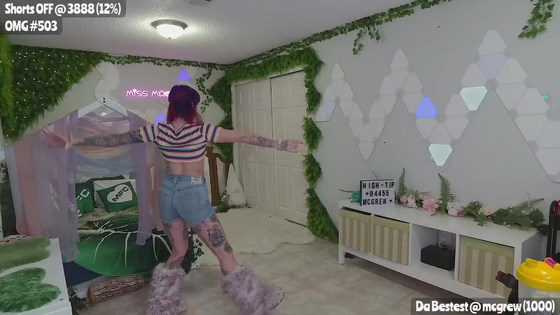 Gallery image thumbnail from MissMao's myfreecams stream on, 01/18/2025, 03:41 image 7 of 20