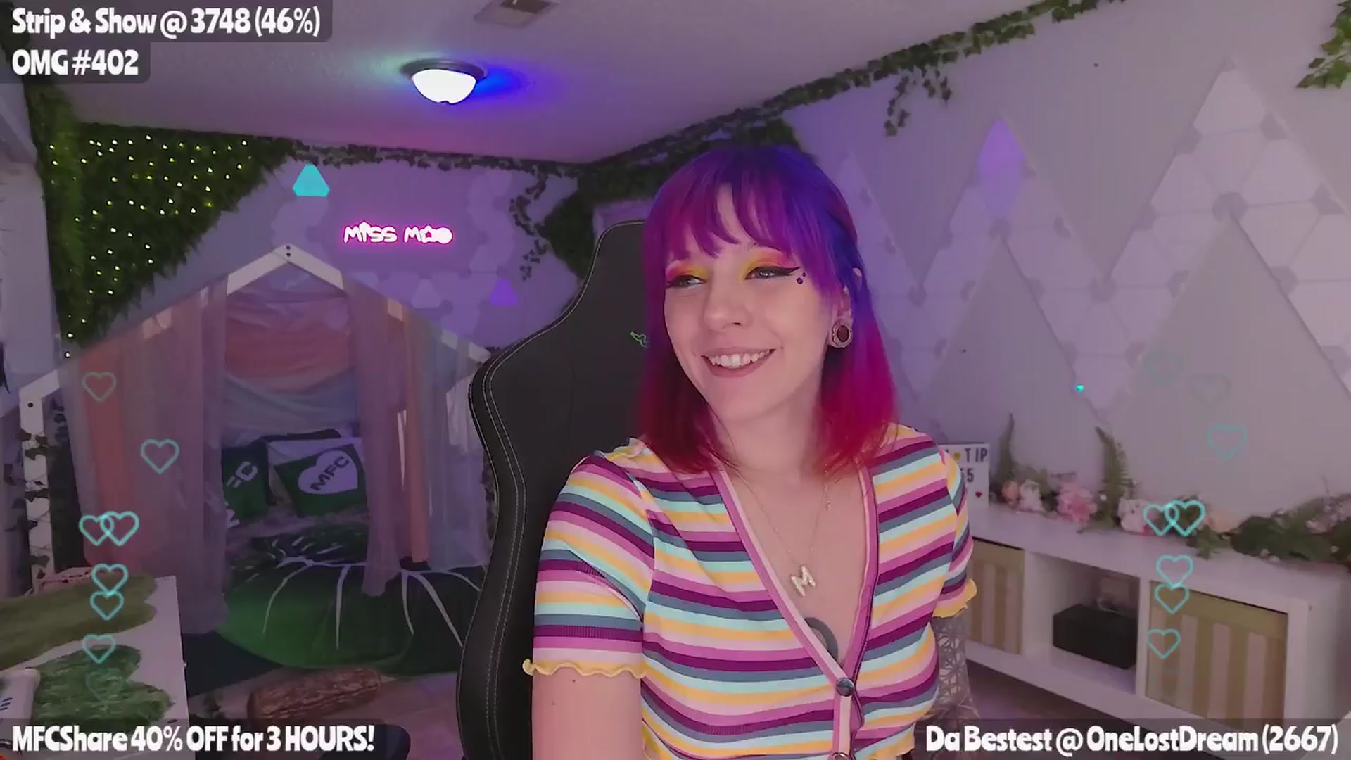 Gallery image thumbnail from MissMao's myfreecams stream on, 01/18/2025, 03:41 image 16 of 20