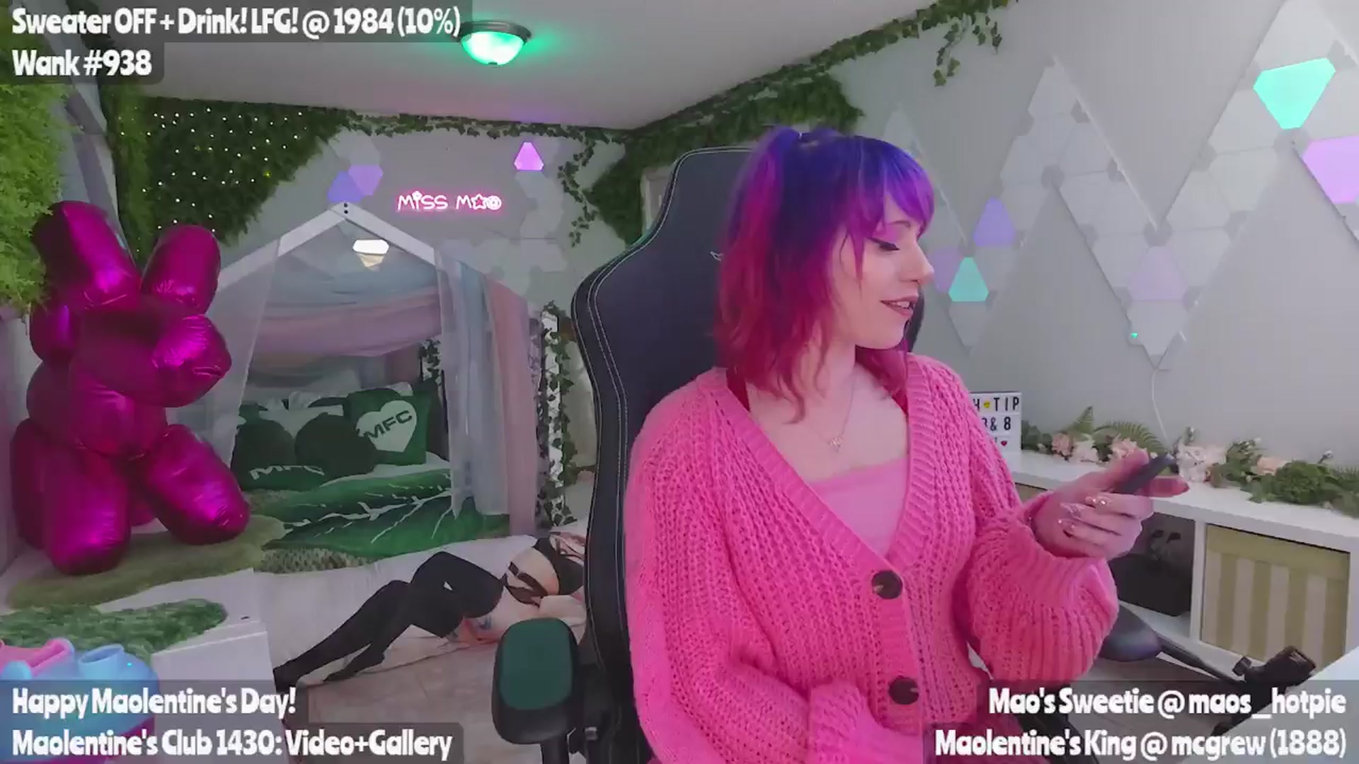 Gallery image thumbnail from MissMao's myfreecams stream on, 02/15/2025, 05:11 image 2 of 20