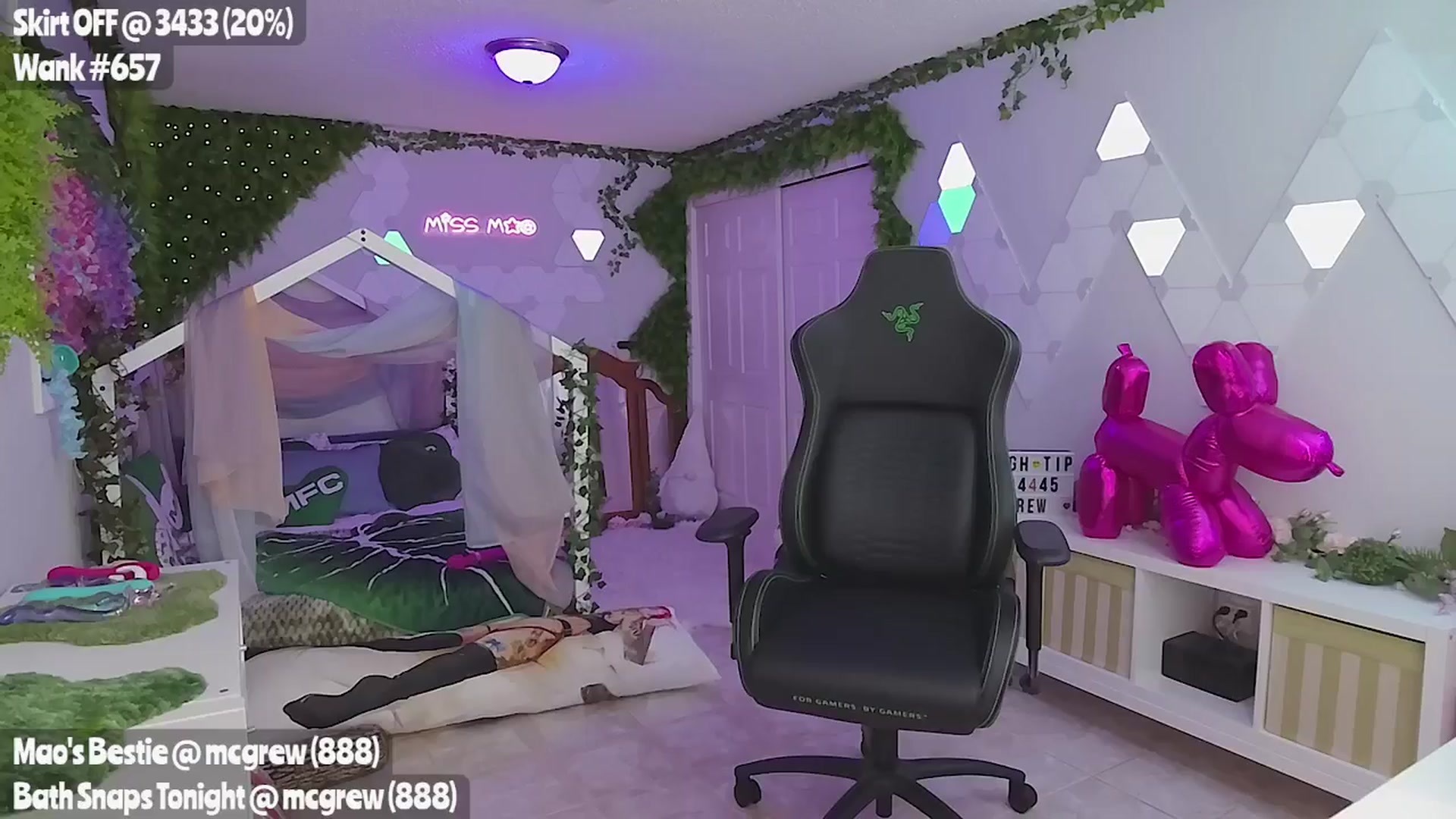 Gallery image thumbnail from MissMao's myfreecams stream on, 02/18/2025, 04:00 image 19 of 20