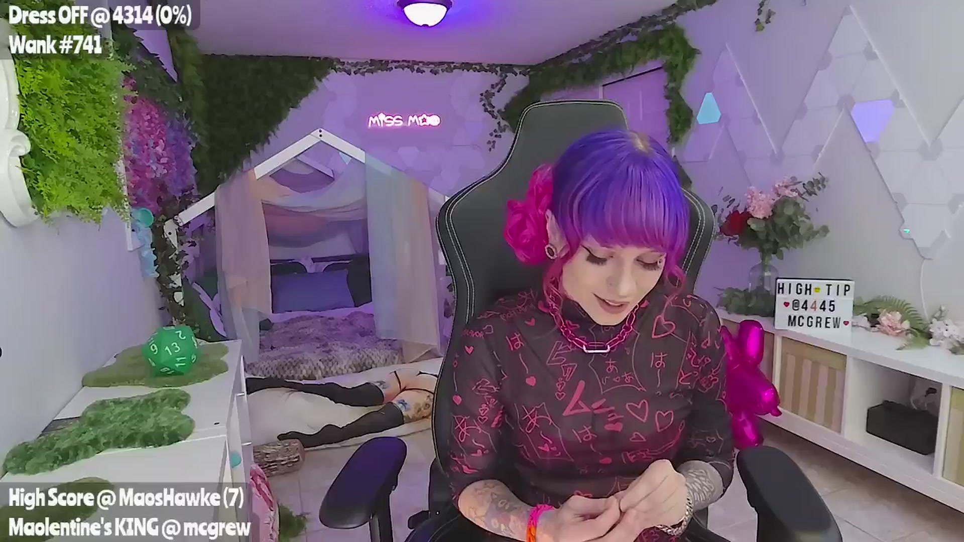Gallery image thumbnail from MissMao's myfreecams stream on, 02/20/2025, 05:55 image 1 of 20