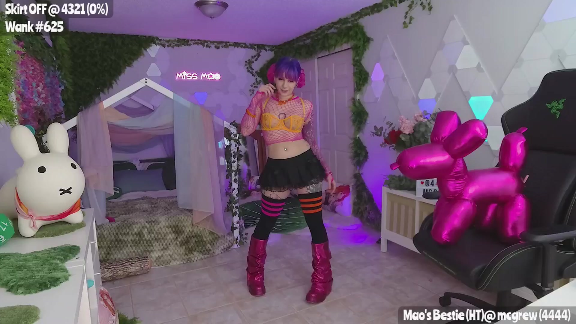 Gallery image thumbnail from MissMao's myfreecams stream on, 02/21/2025, 07:54 image 11 of 20