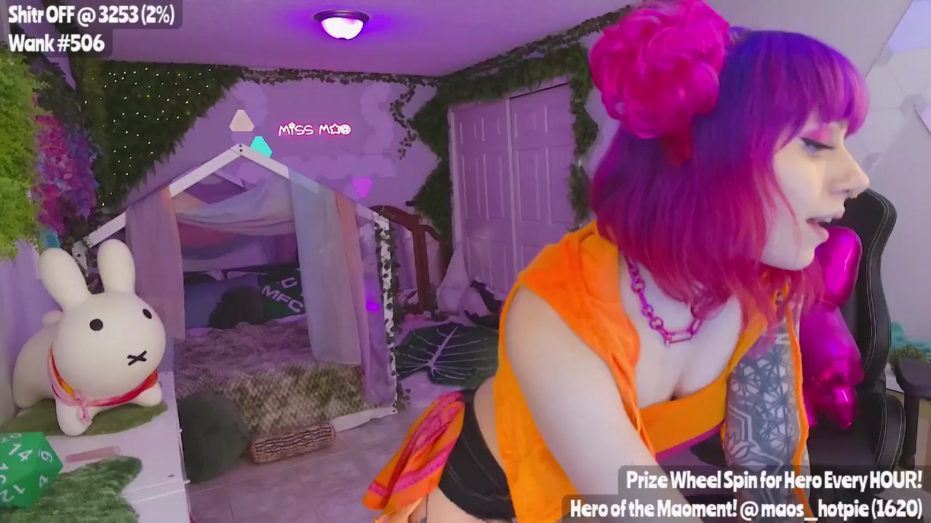 Gallery image thumbnail from MissMao's myfreecams stream on, 02/22/2025, 05:58 image 18 of 20