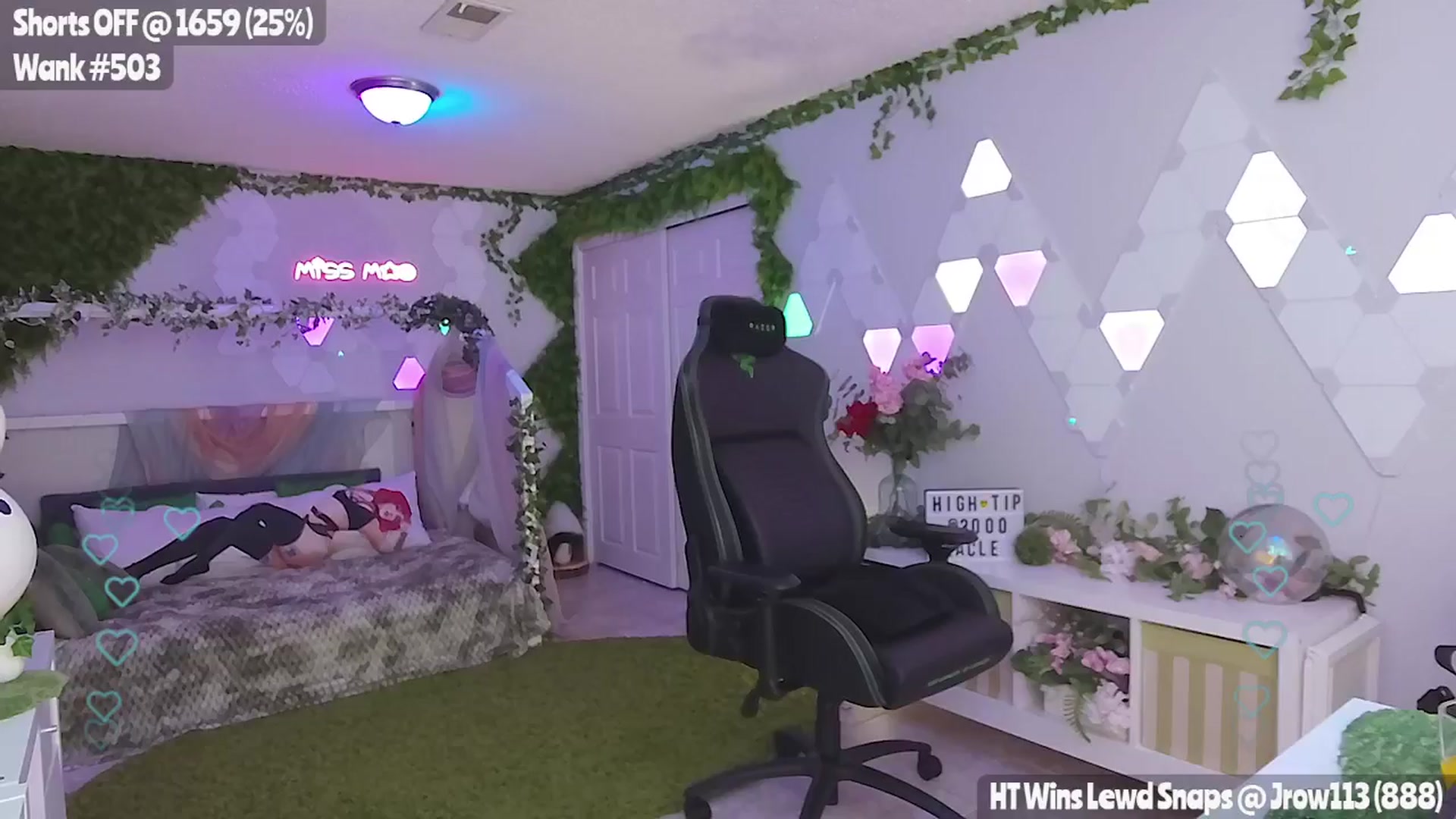 Gallery image thumbnail from MissMao's myfreecams stream on, 04/17/2025, 04:42 image 9 of 20