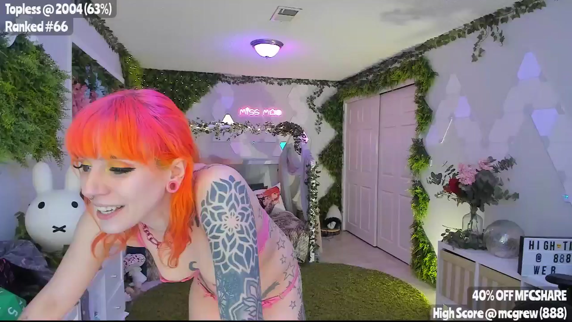 Gallery image thumbnail from MissMao's myfreecams stream on, 05/03/2025, 05:43 image 10 of 20