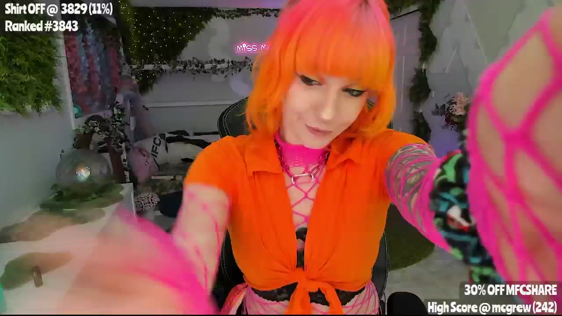 Gallery image thumbnail from MissMao's myfreecams stream on, 06/14/2025, 03:45 image 20 of 20