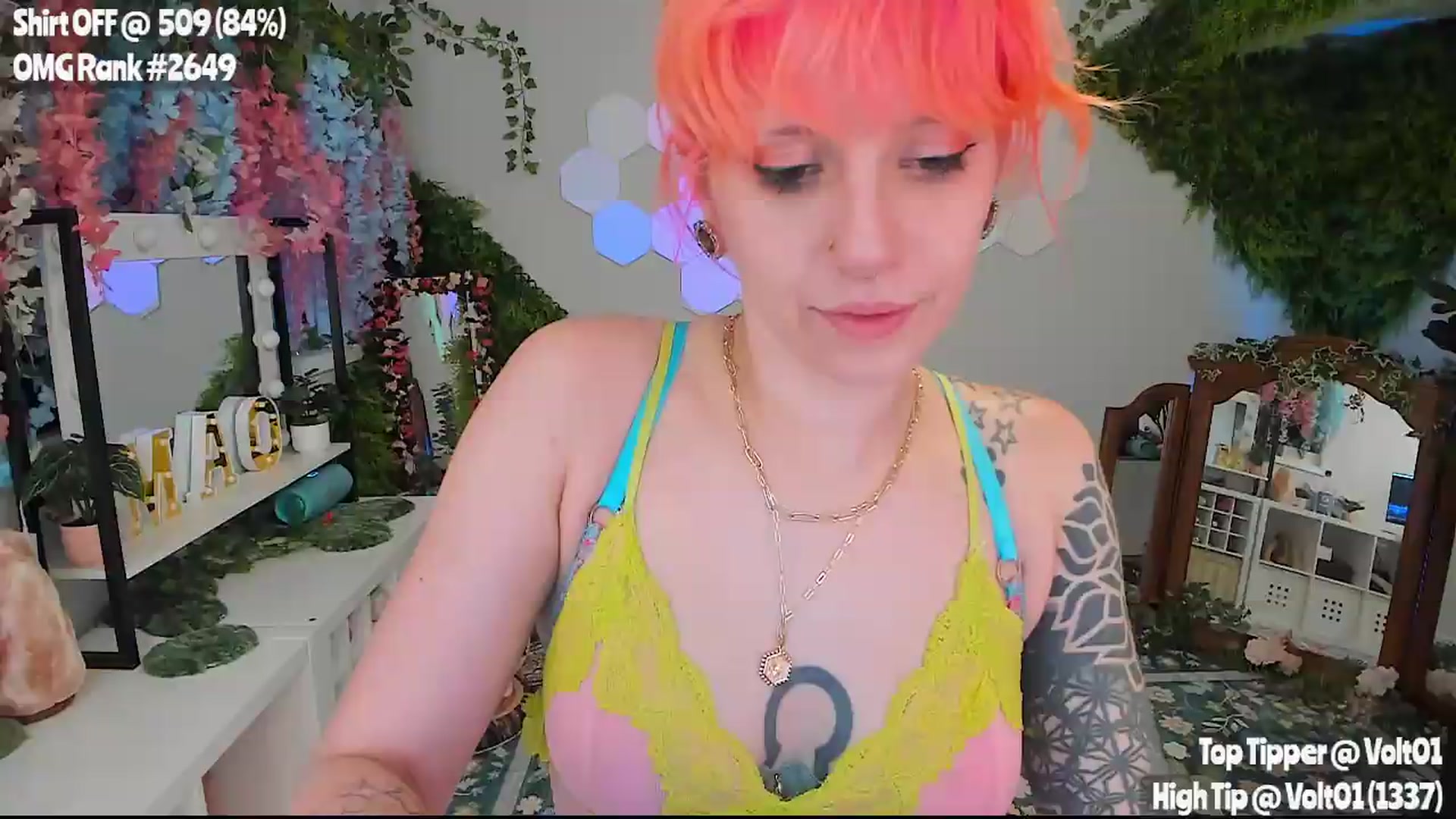 Gallery image thumbnail from MissMao's myfreecams stream on, 08/08/2026, 06:01 image 6 of 20