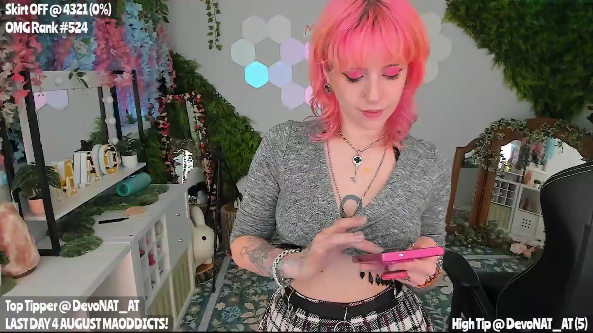 Gallery image thumbnail from MissMao's myfreecams stream on, 09/03/2026, 04:01 image 1 of 20