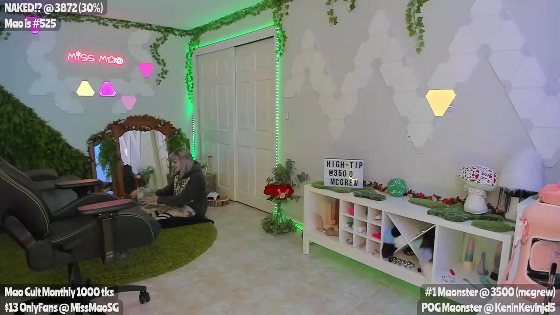 Gallery image thumbnail from MissMaoSG's myfreecams stream on, 04/27/2023, 06:43 image 20 of 20