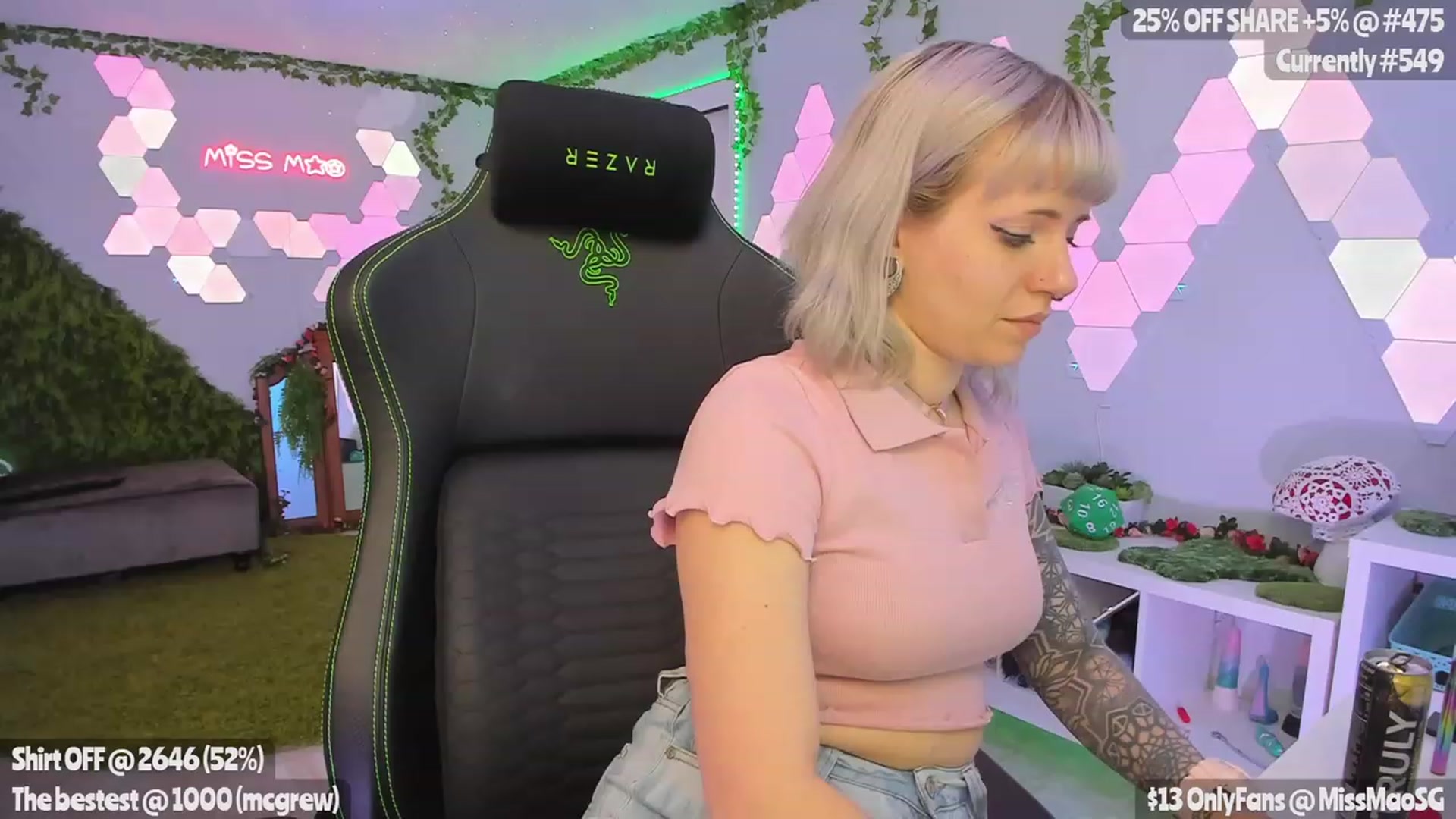 Gallery image thumbnail from MissMaoSG's myfreecams stream on, 04/29/2023, 03:21 image 20 of 20